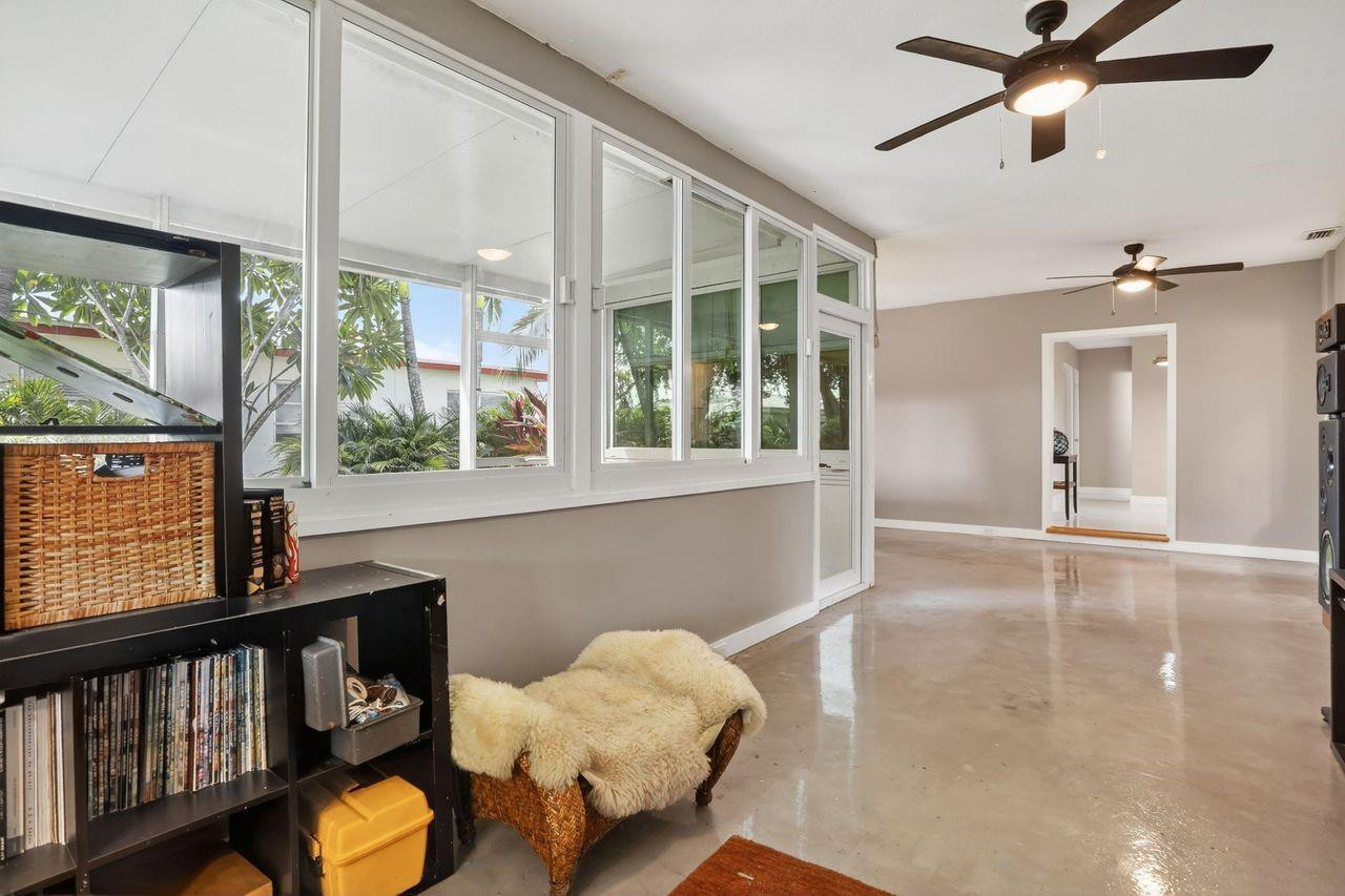 6800 NW 75th Street