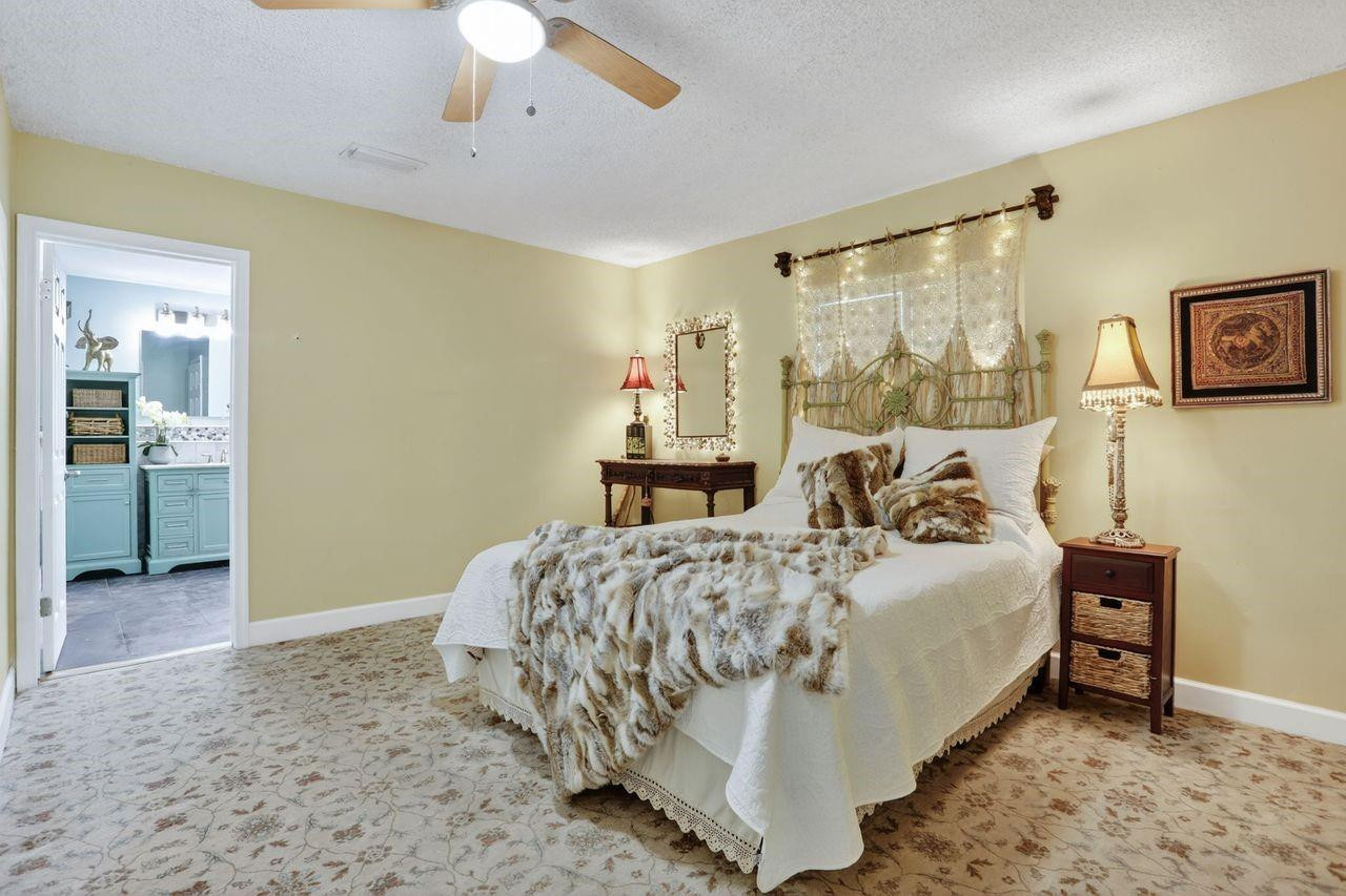 6800 NW 75th Street