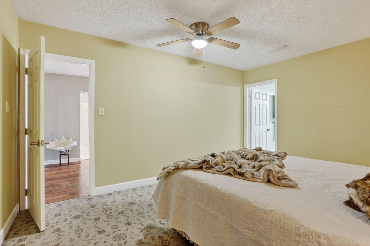 6800 NW 75th Street