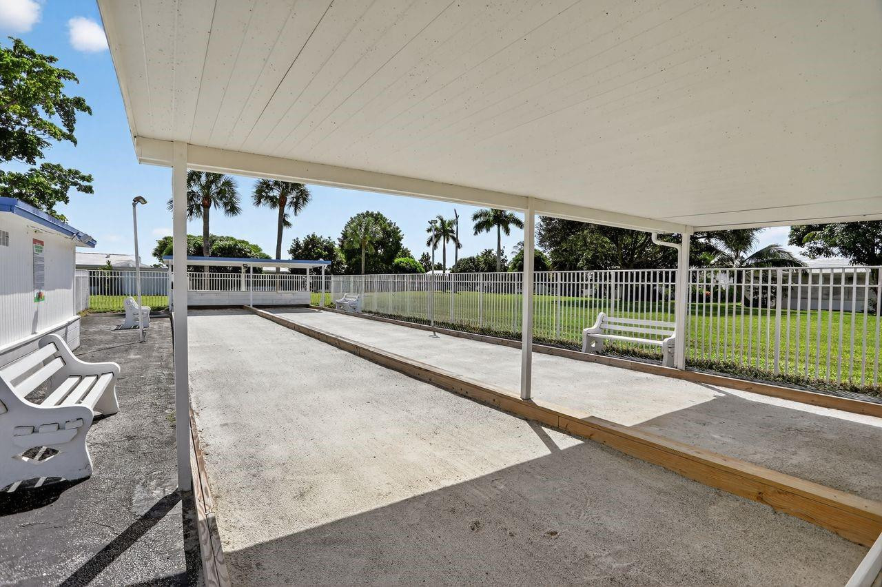 6800 NW 75th Street