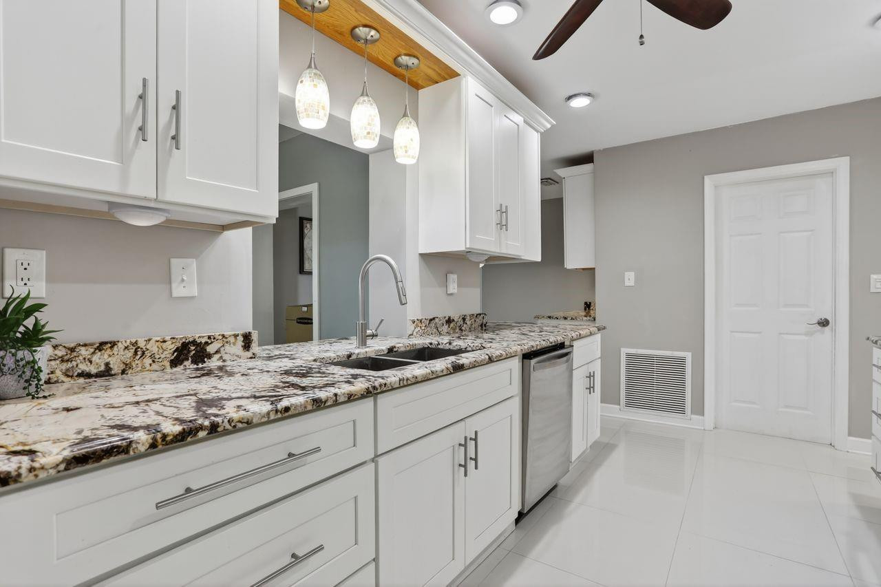 6800 NW 75th Street