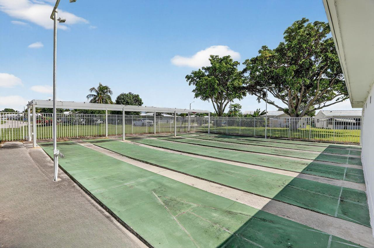 6800 NW 75th Street