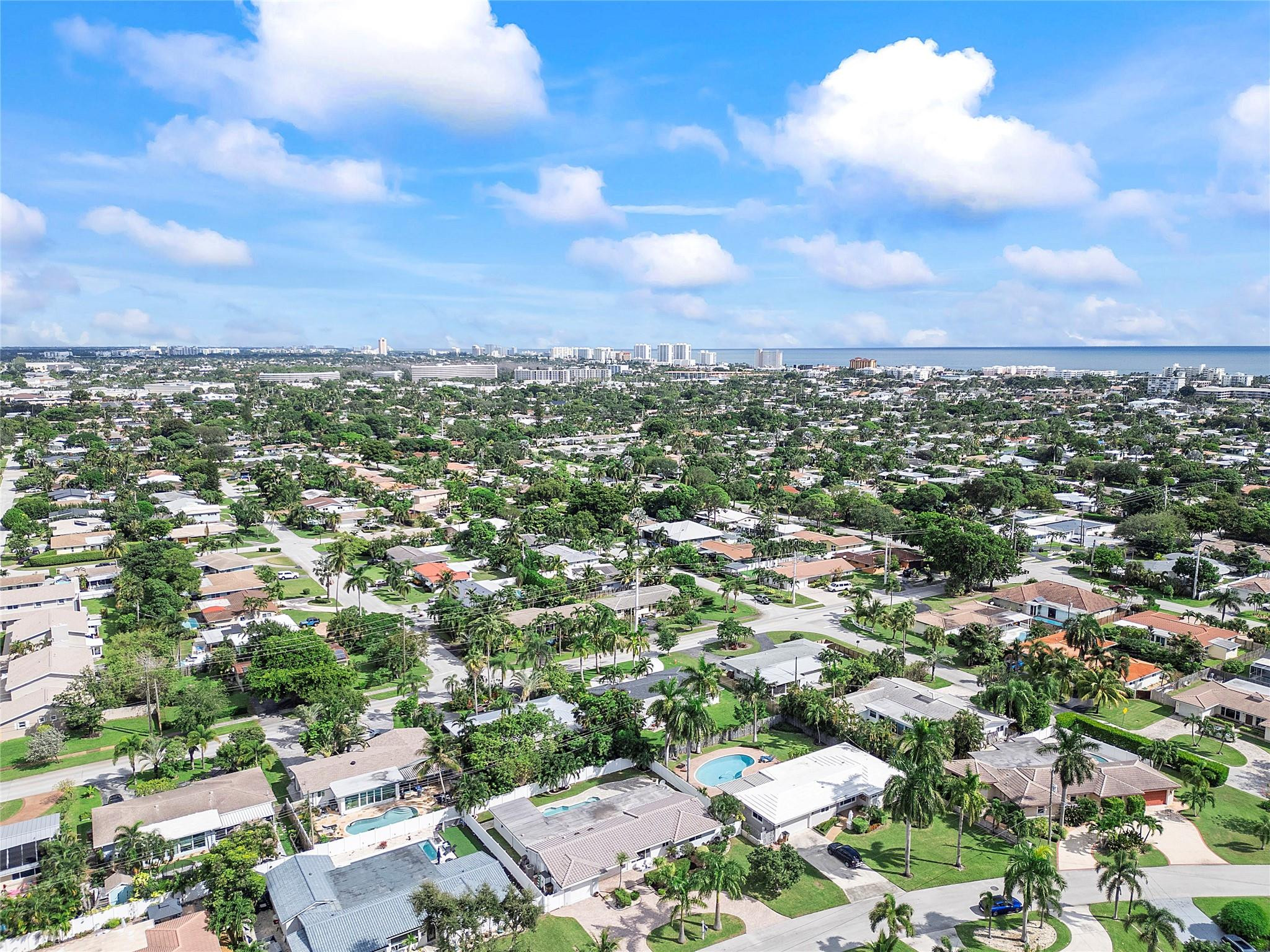 1009 SE 10th Court