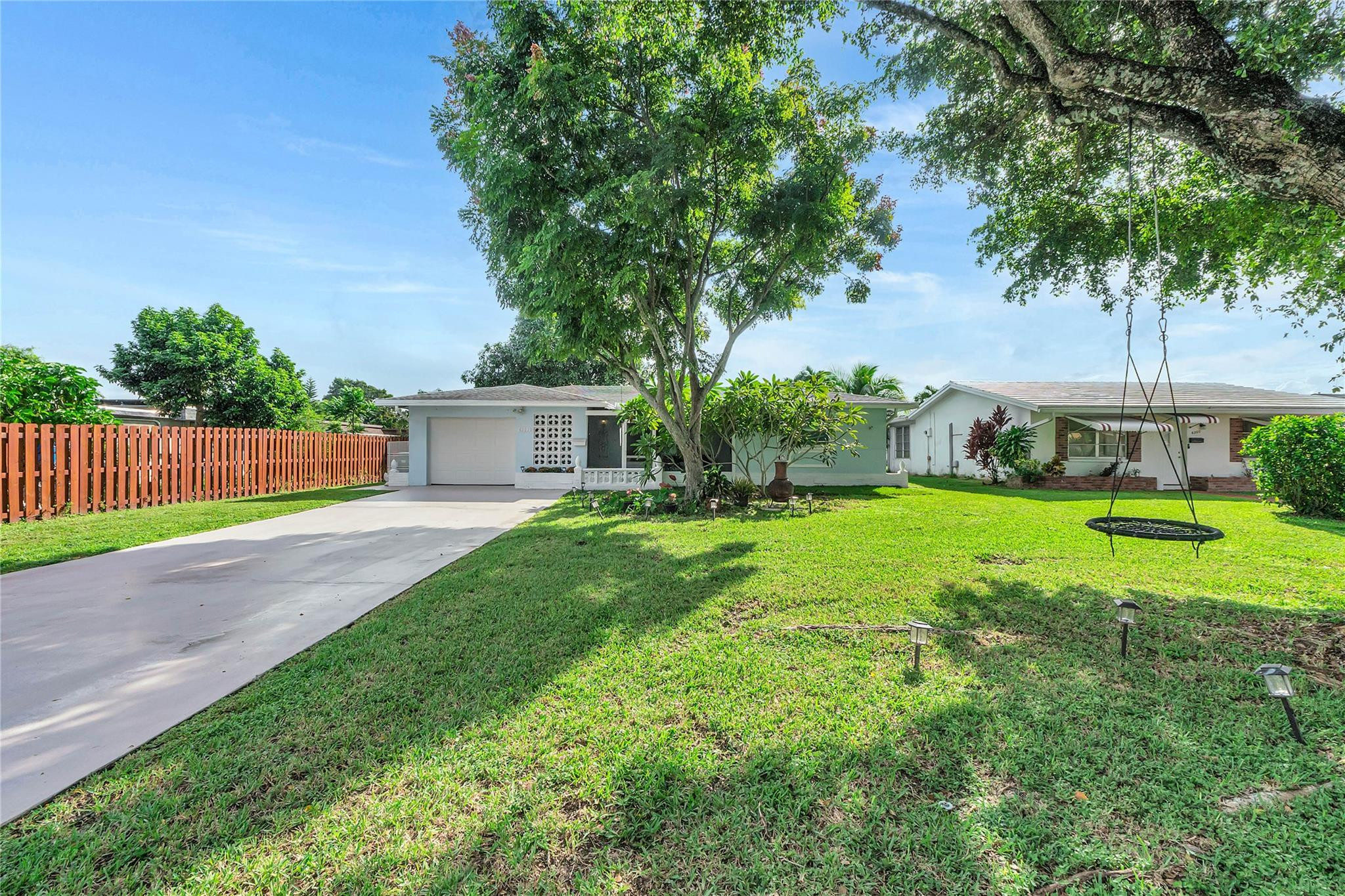 6202 NW 70th Avenue