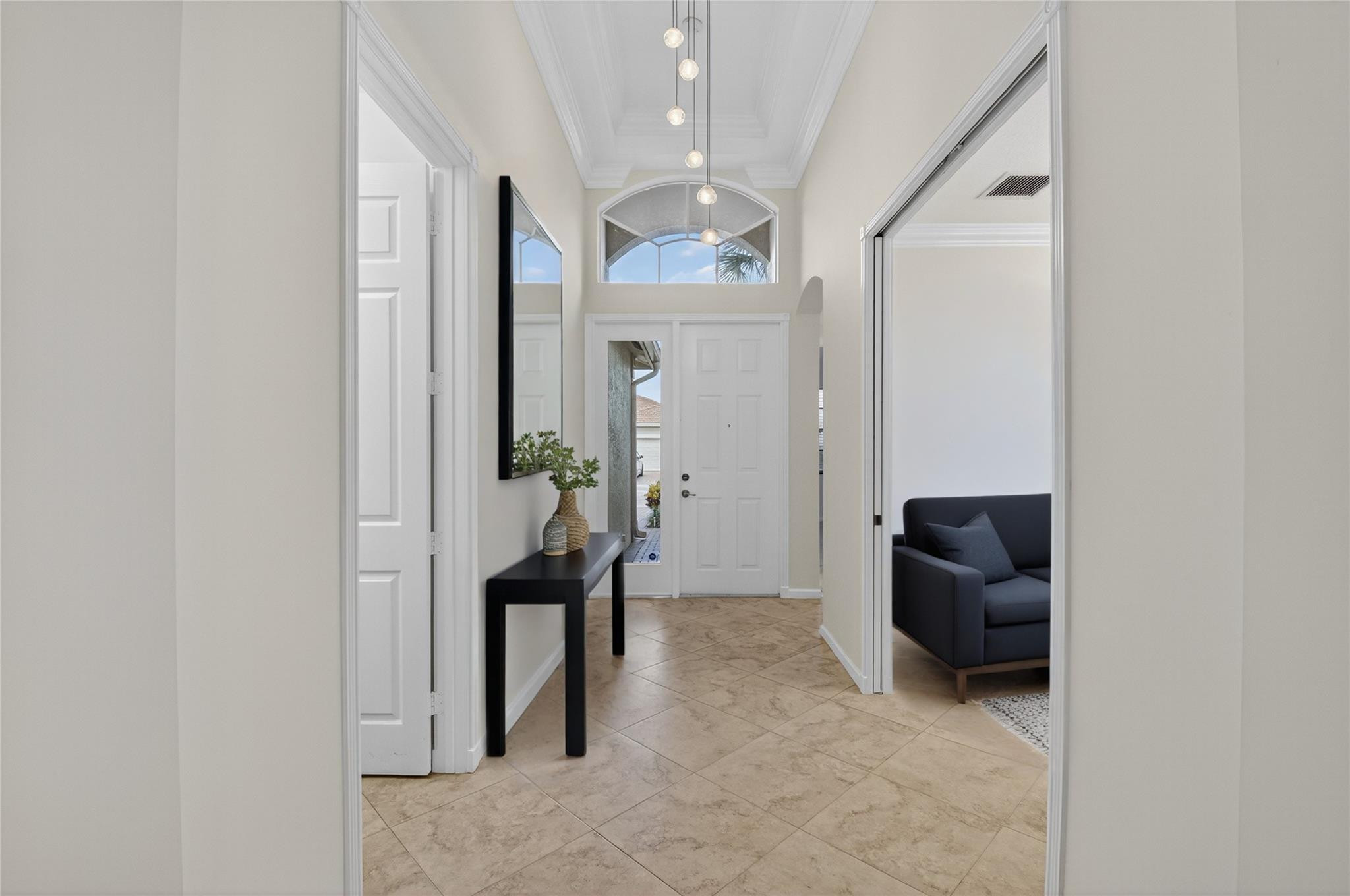 6828 Belmont Shore Drive