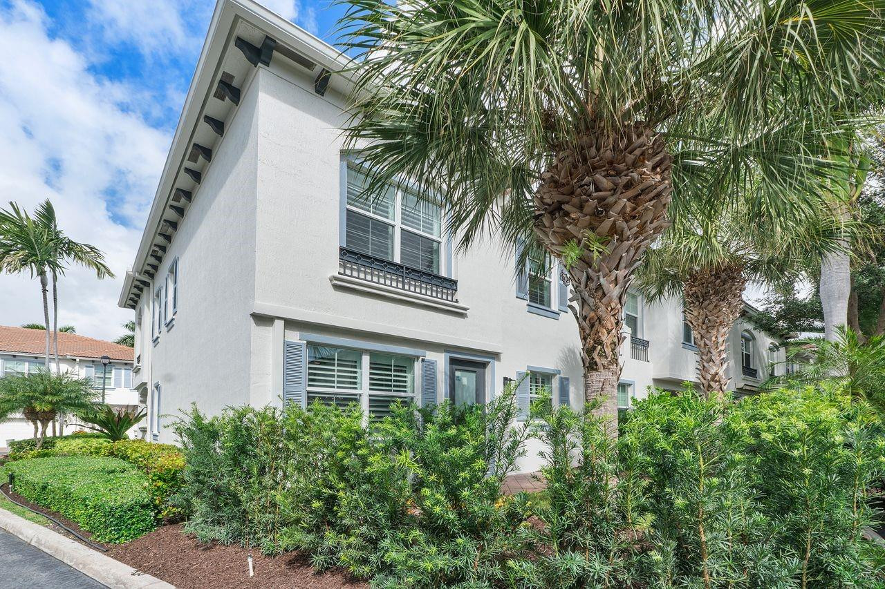 3119 Waterside Circle 3119