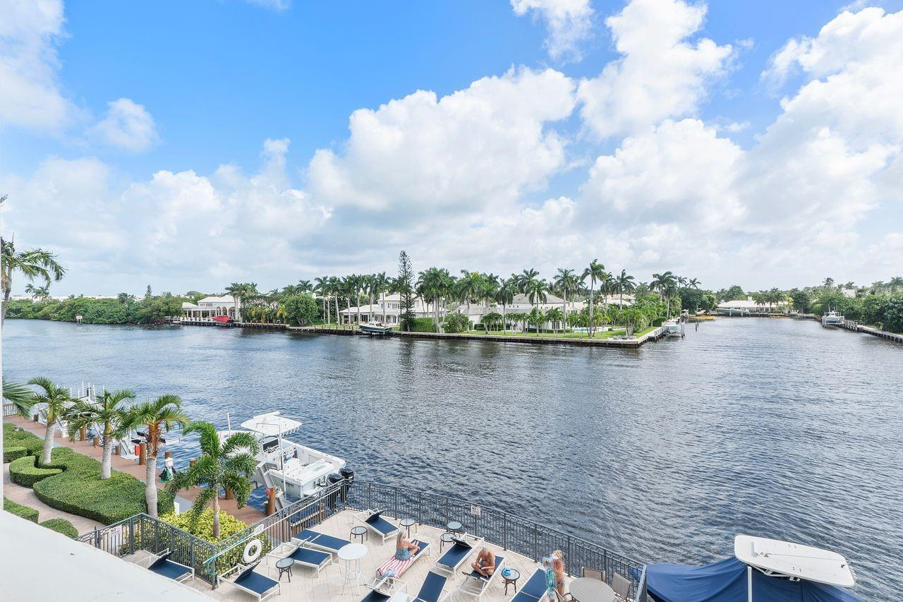 3119 Waterside Circle 3119