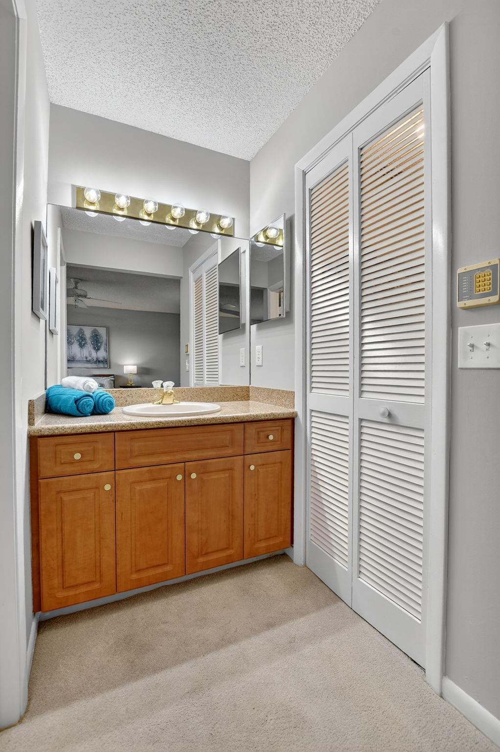 3254 Deer Creek Lake Shore Drive 3254