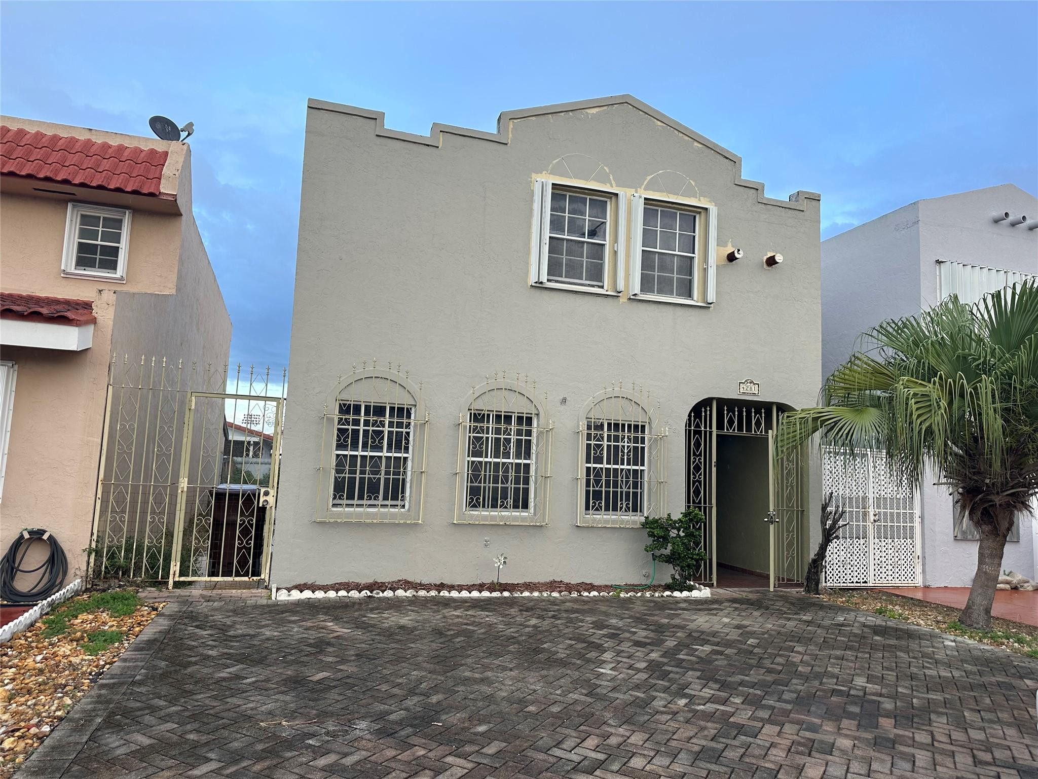 4281 W 10th Court