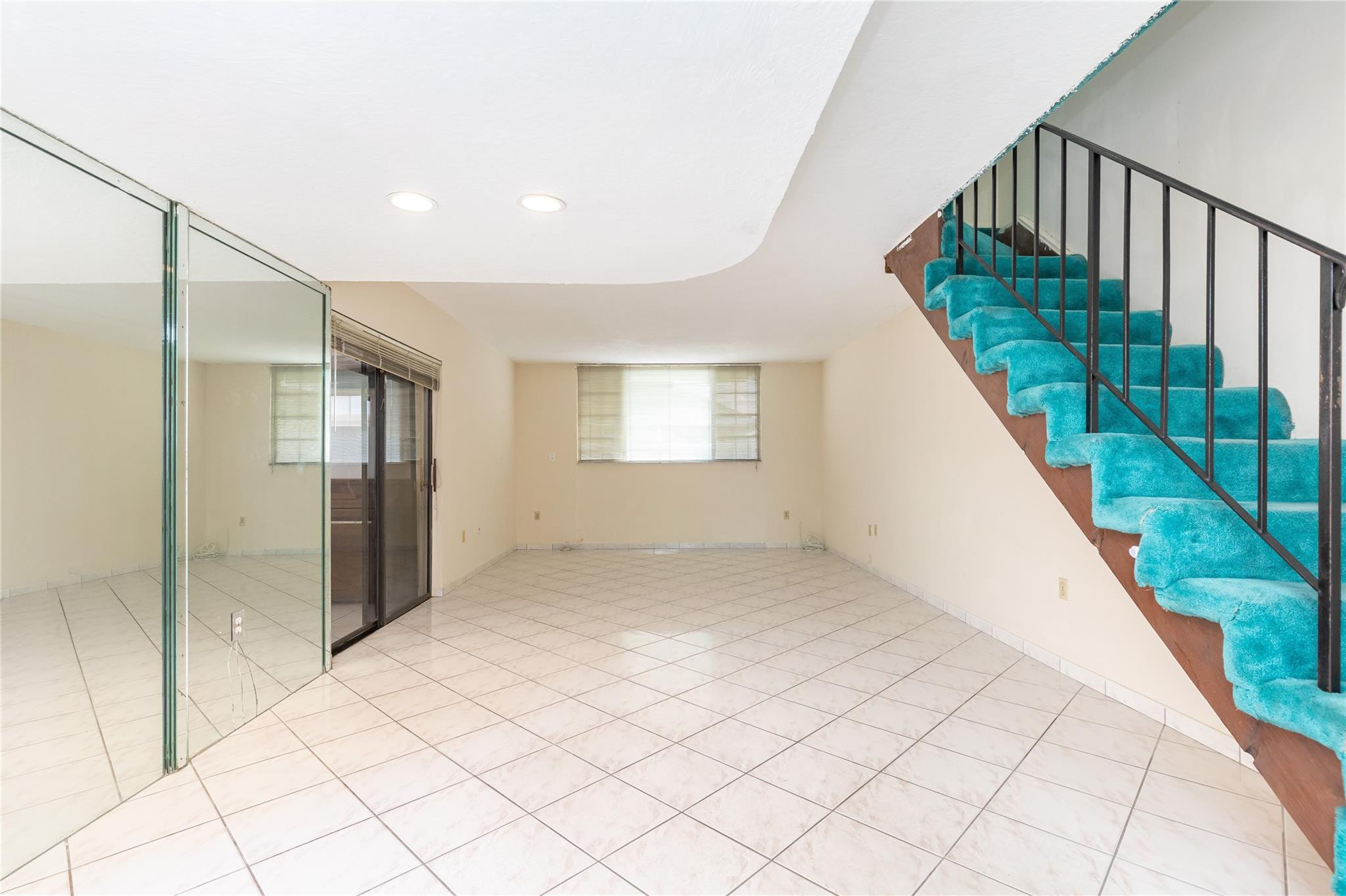 4281 W 10th Court