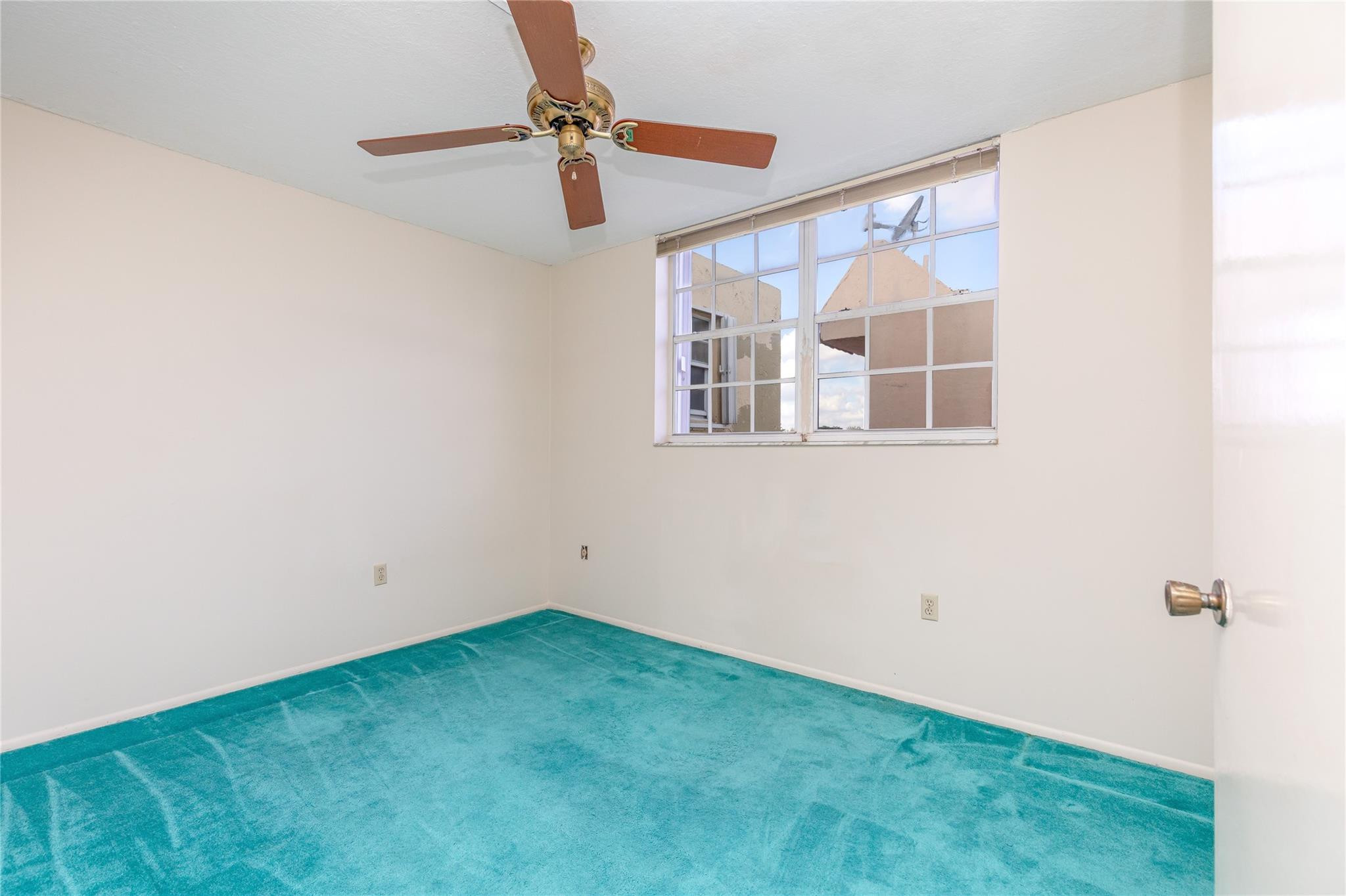 4281 W 10th Court