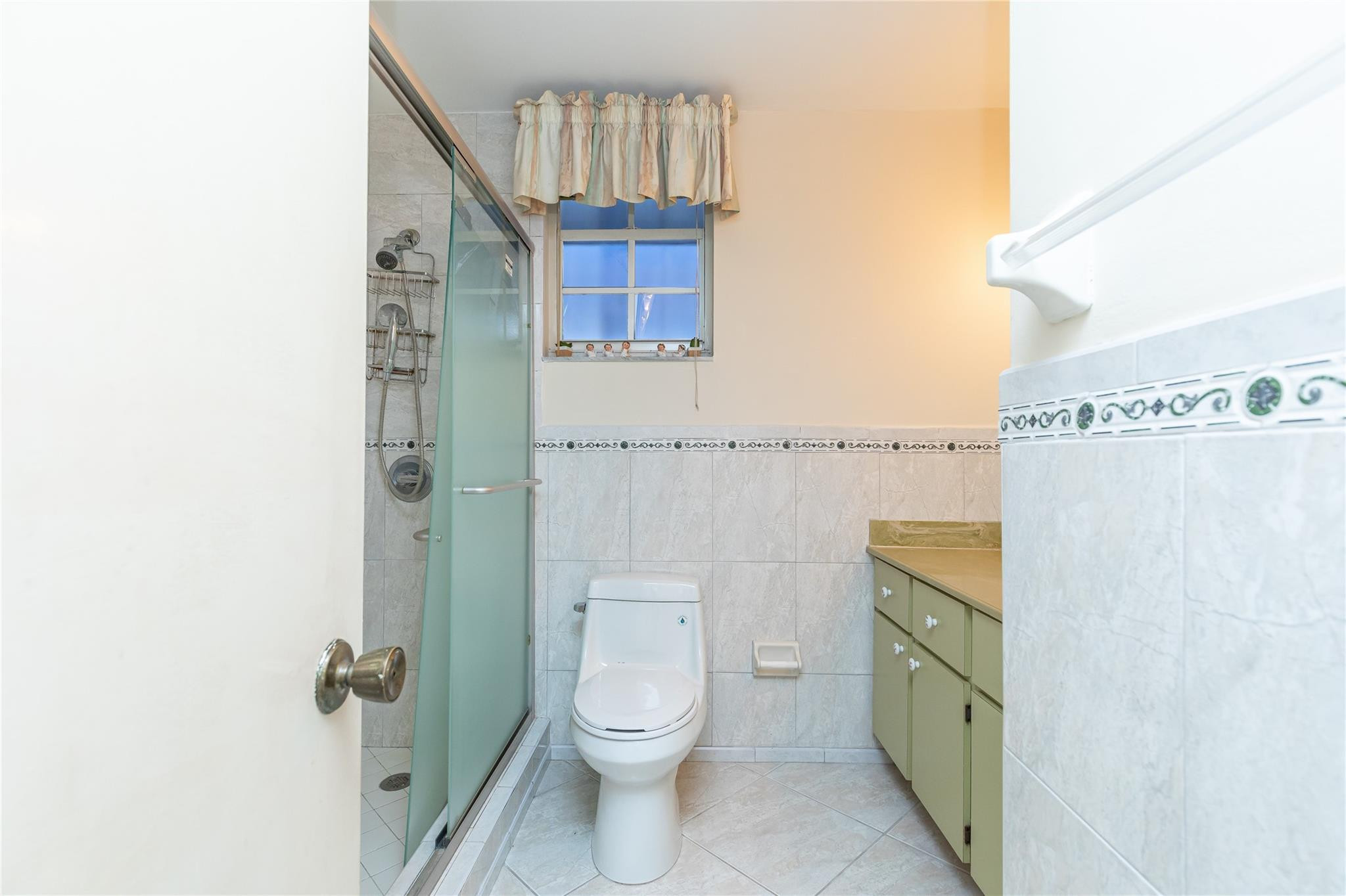 4281 W 10th Court
