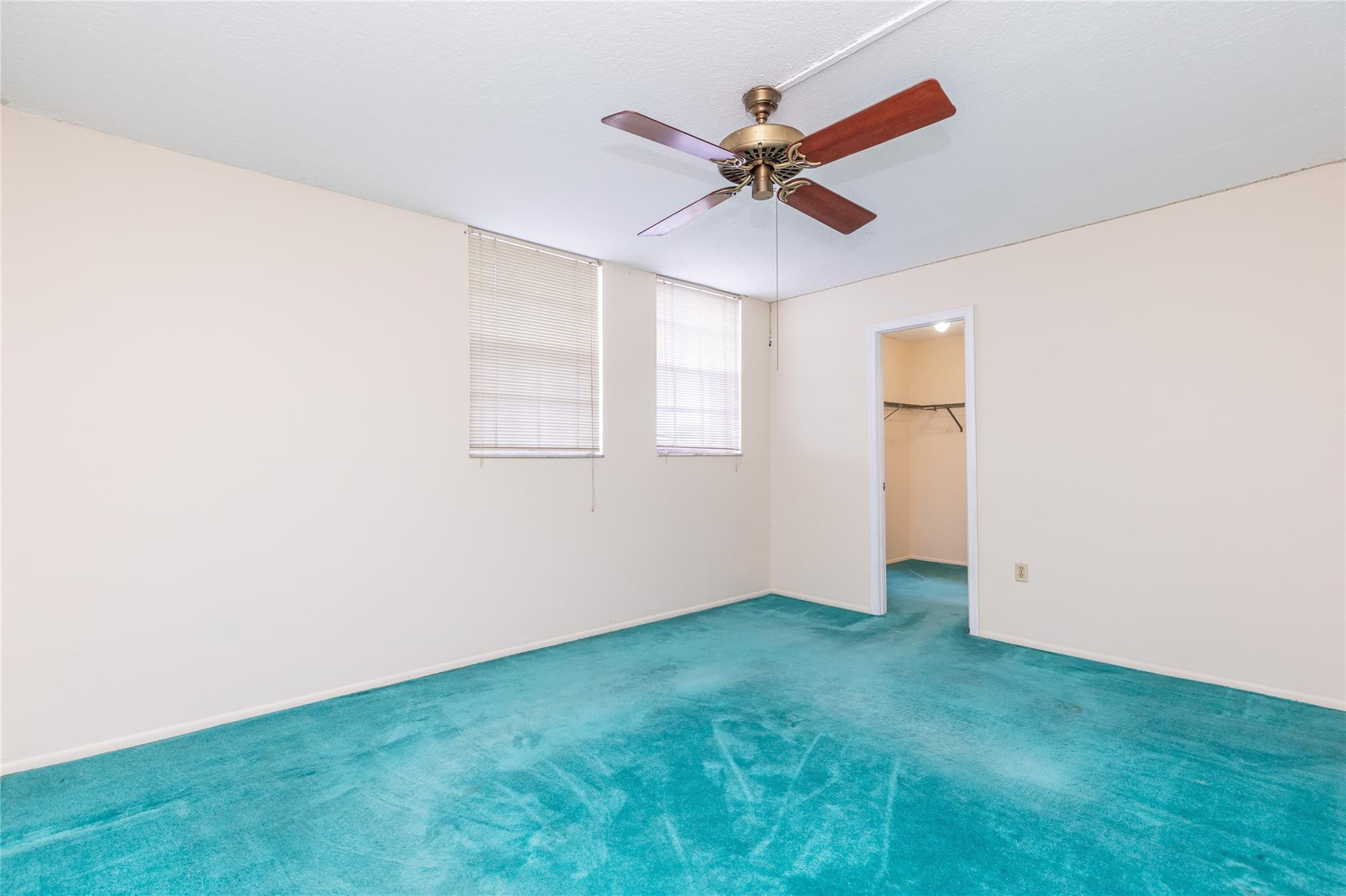 4281 W 10th Court