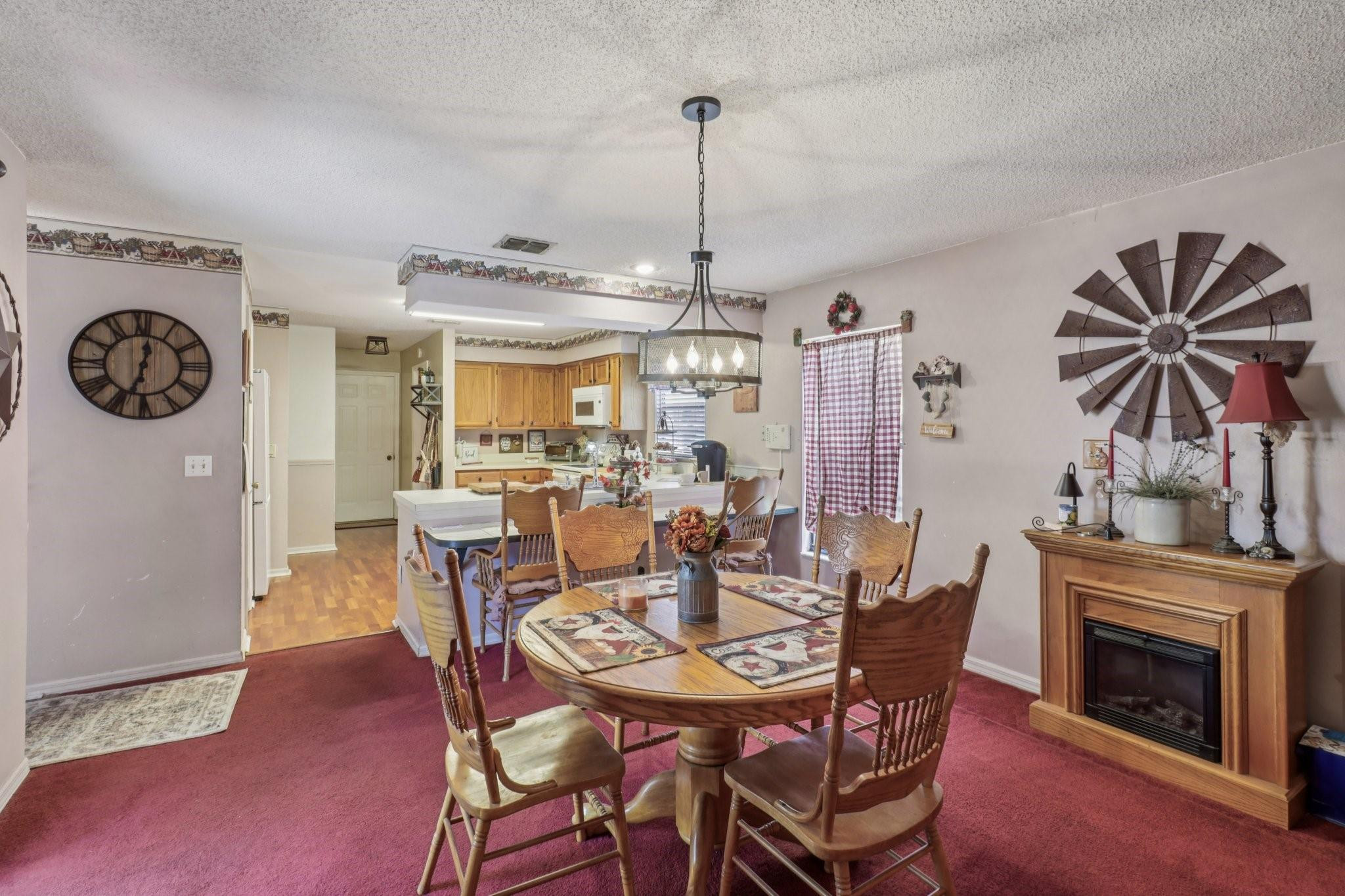 4273 Fox Hollow Circle