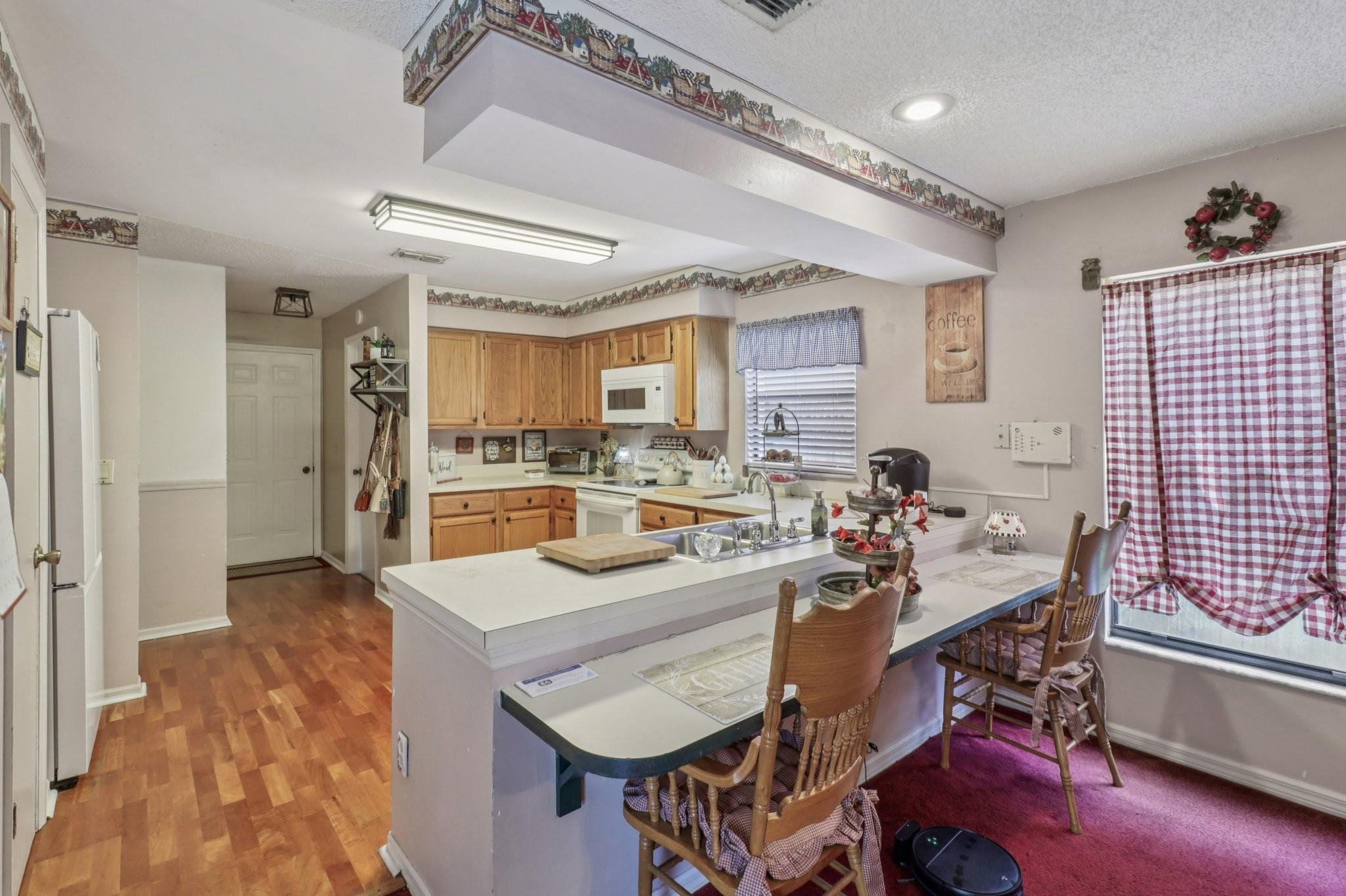 4273 Fox Hollow Circle