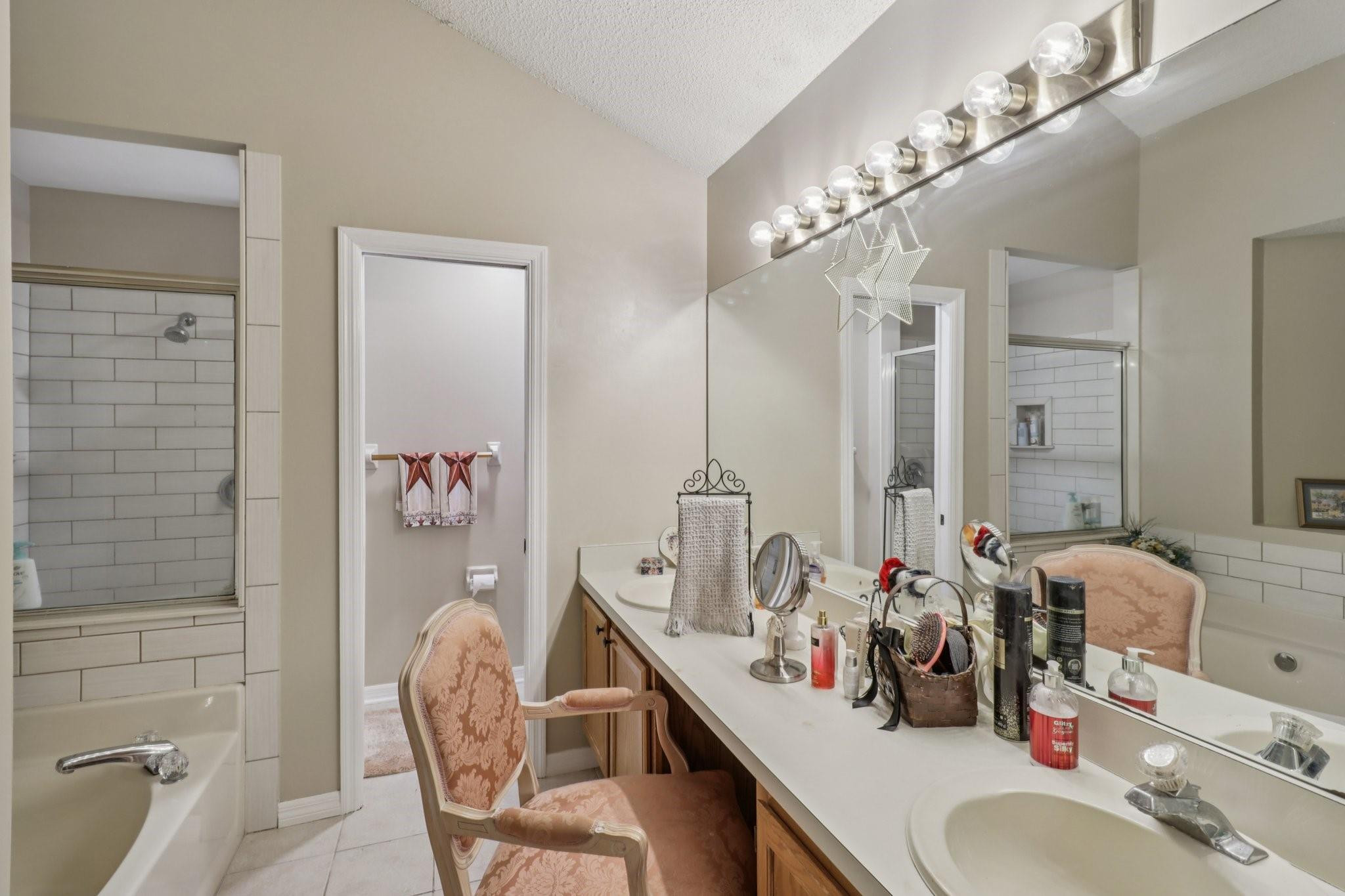 4273 Fox Hollow Circle