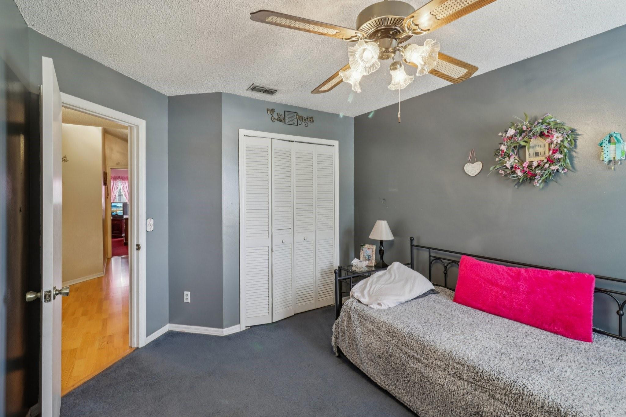 4273 Fox Hollow Circle
