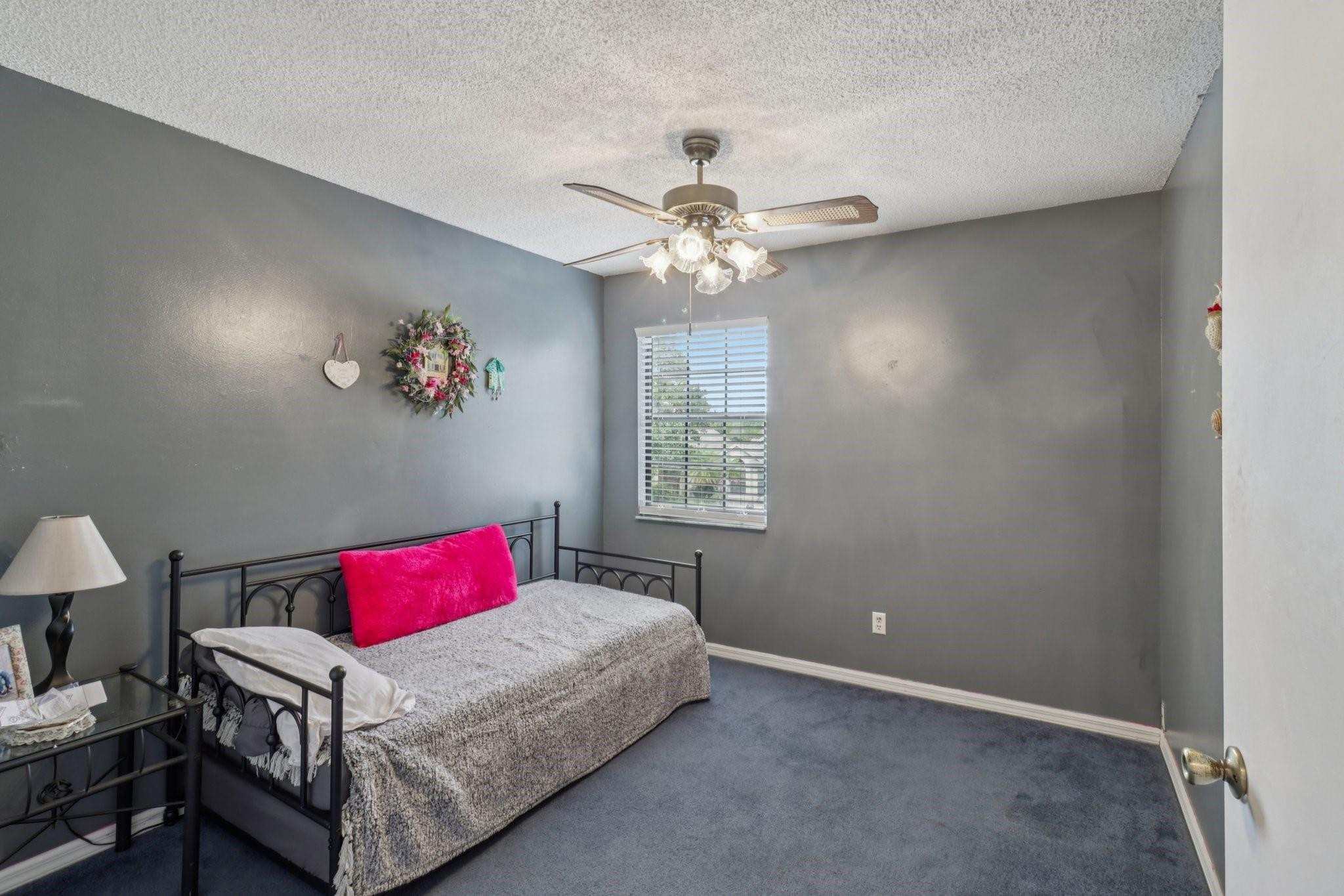 4273 Fox Hollow Circle