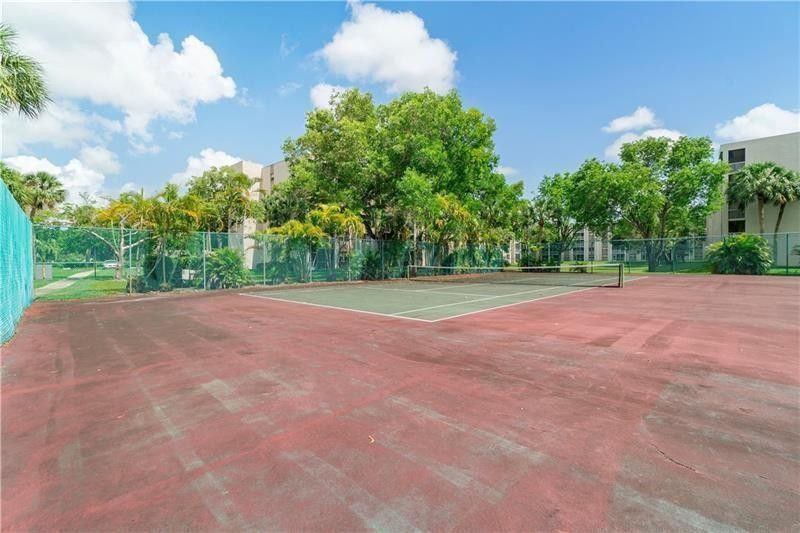 1075 Riverside Drive 207