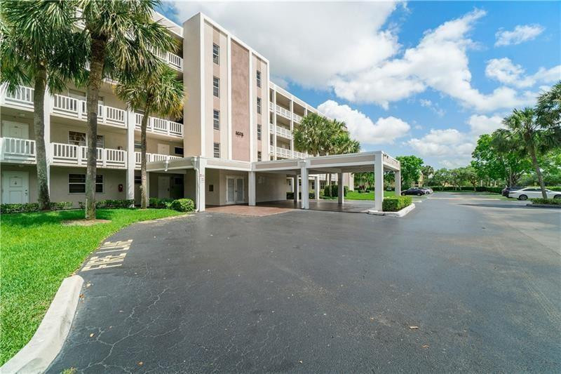 1075 Riverside Drive 207