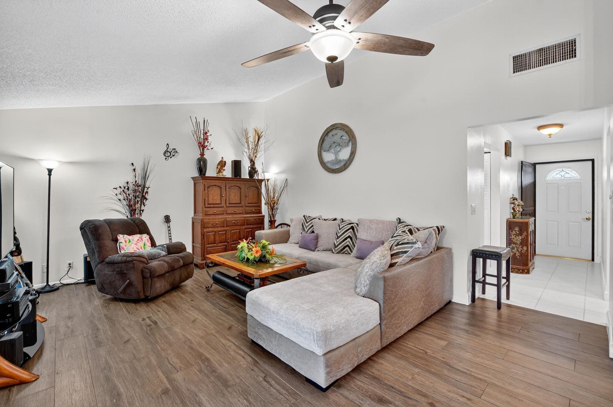 2041 SW 15th Place