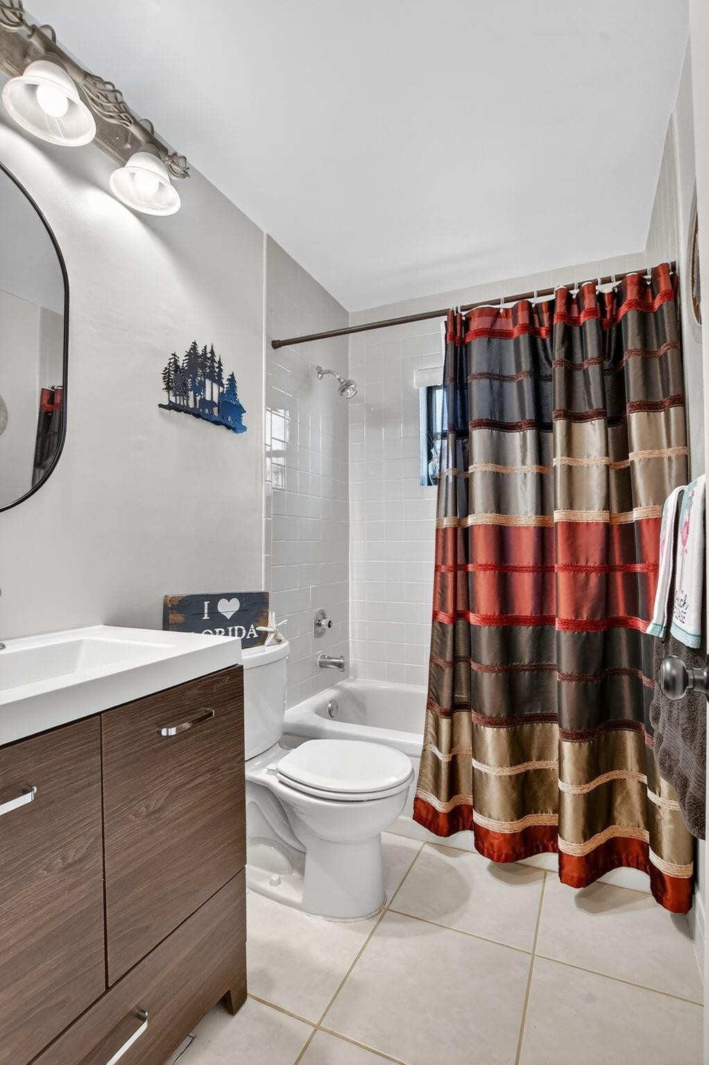 2041 SW 15th Place