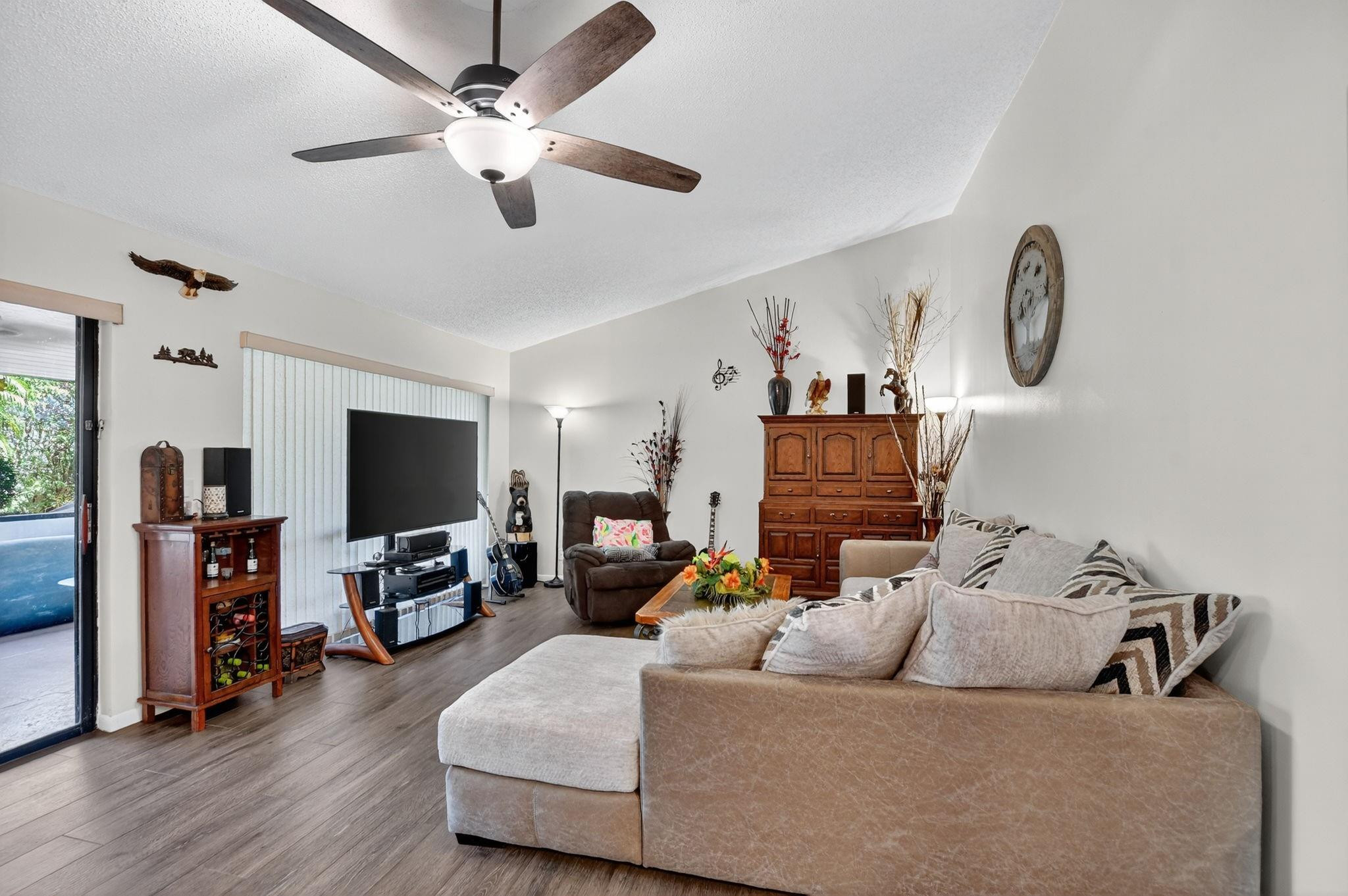 2041 SW 15th Place