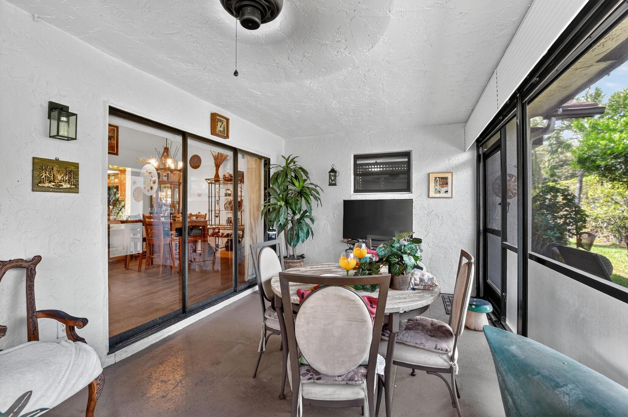 2041 SW 15th Place