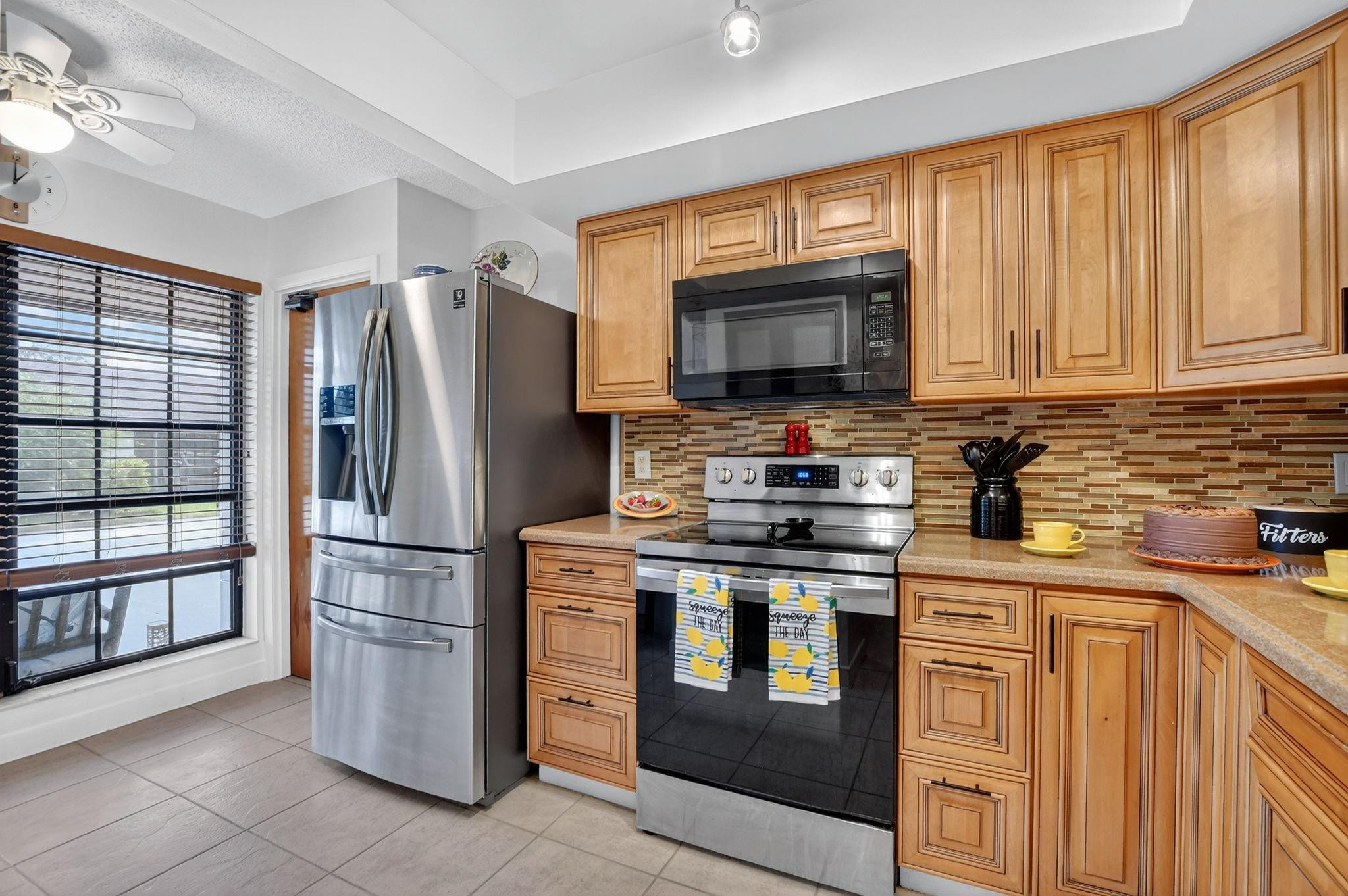 2041 SW 15th Place