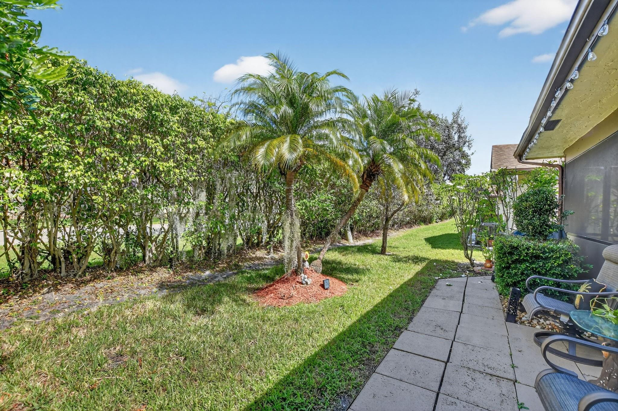 2041 SW 15th Place