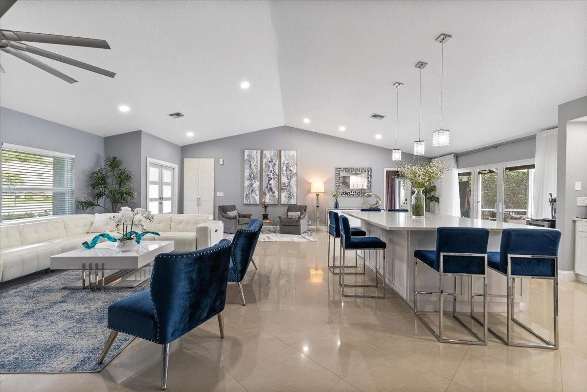 10082 Harbourtown Court