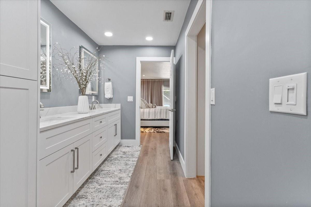 10082 Harbourtown Court