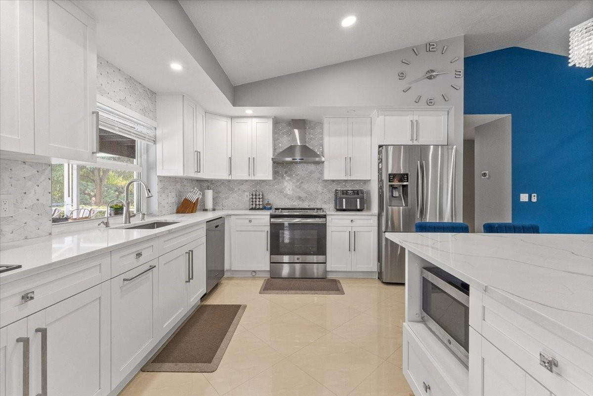 10082 Harbourtown Court