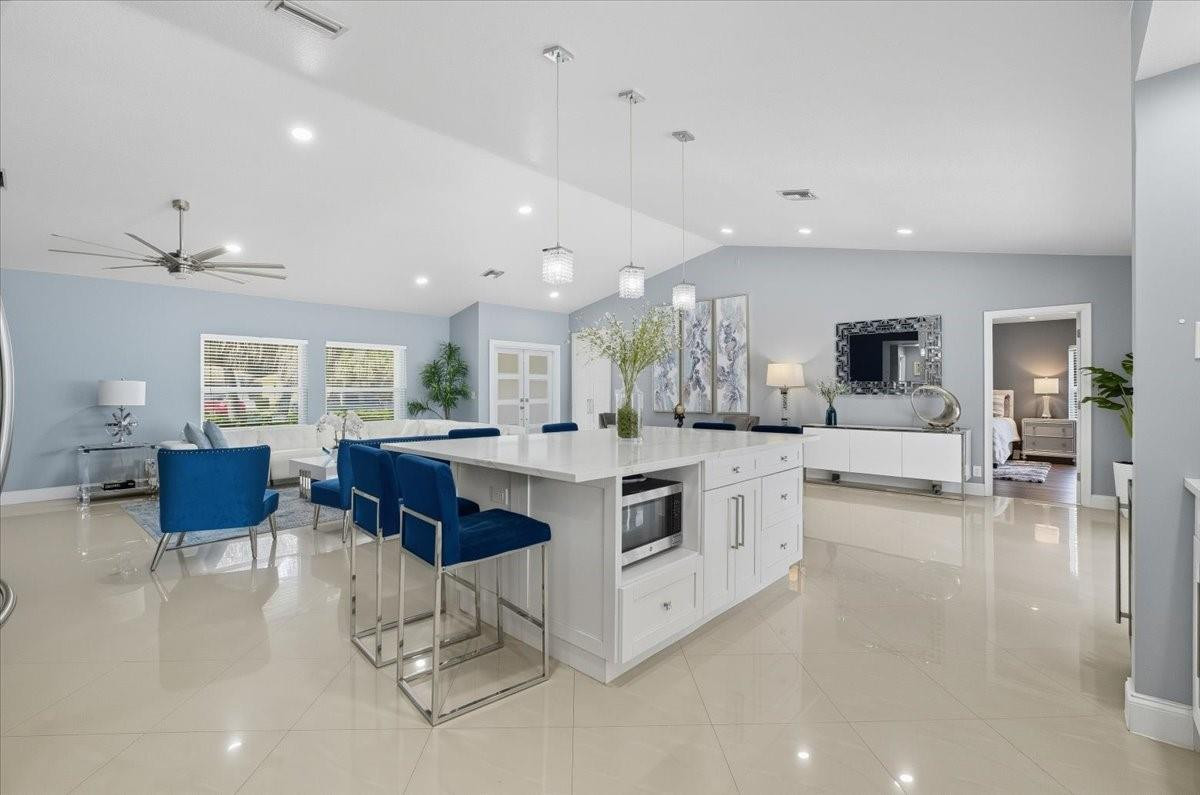 10082 Harbourtown Court