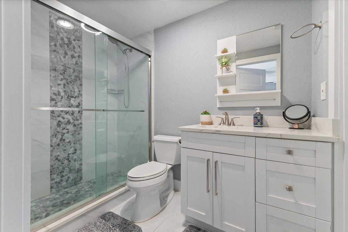 10082 Harbourtown Court