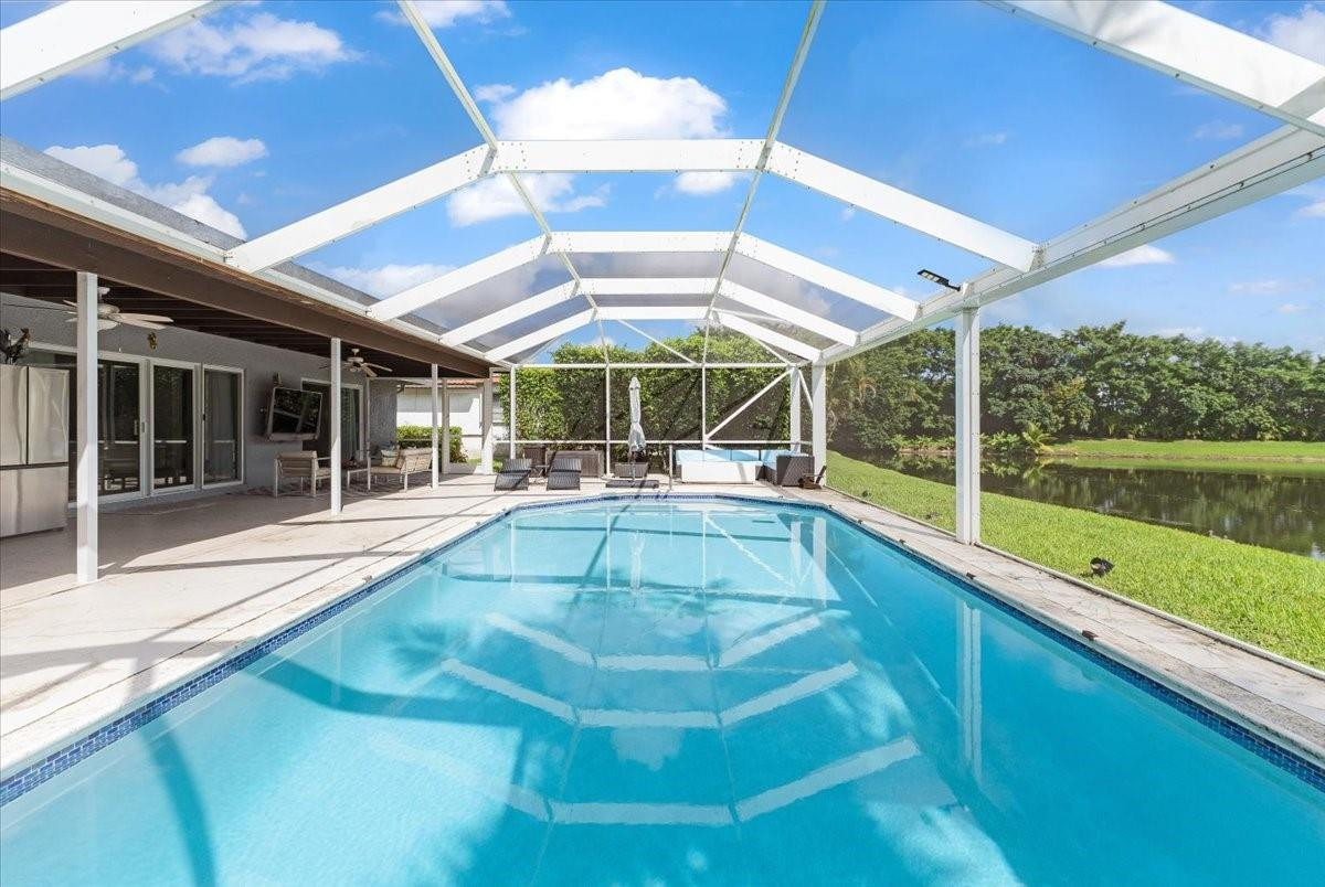 10082 Harbourtown Court