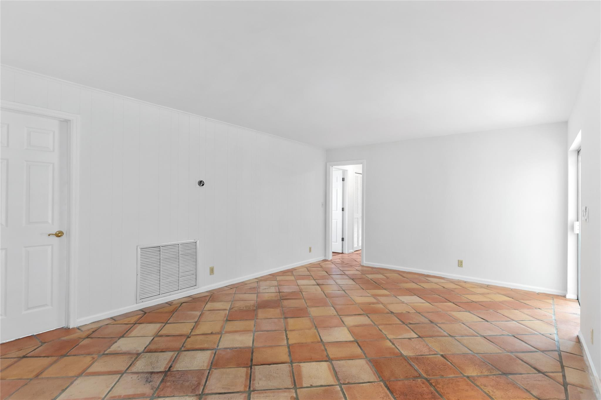 11862 NW 25th Court