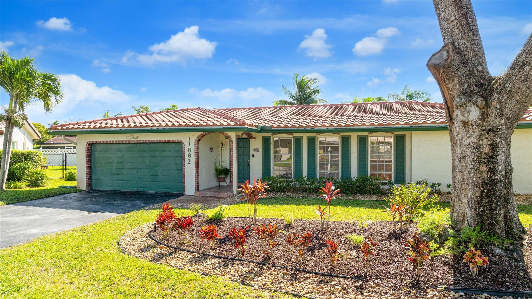 11862 NW 25th Court