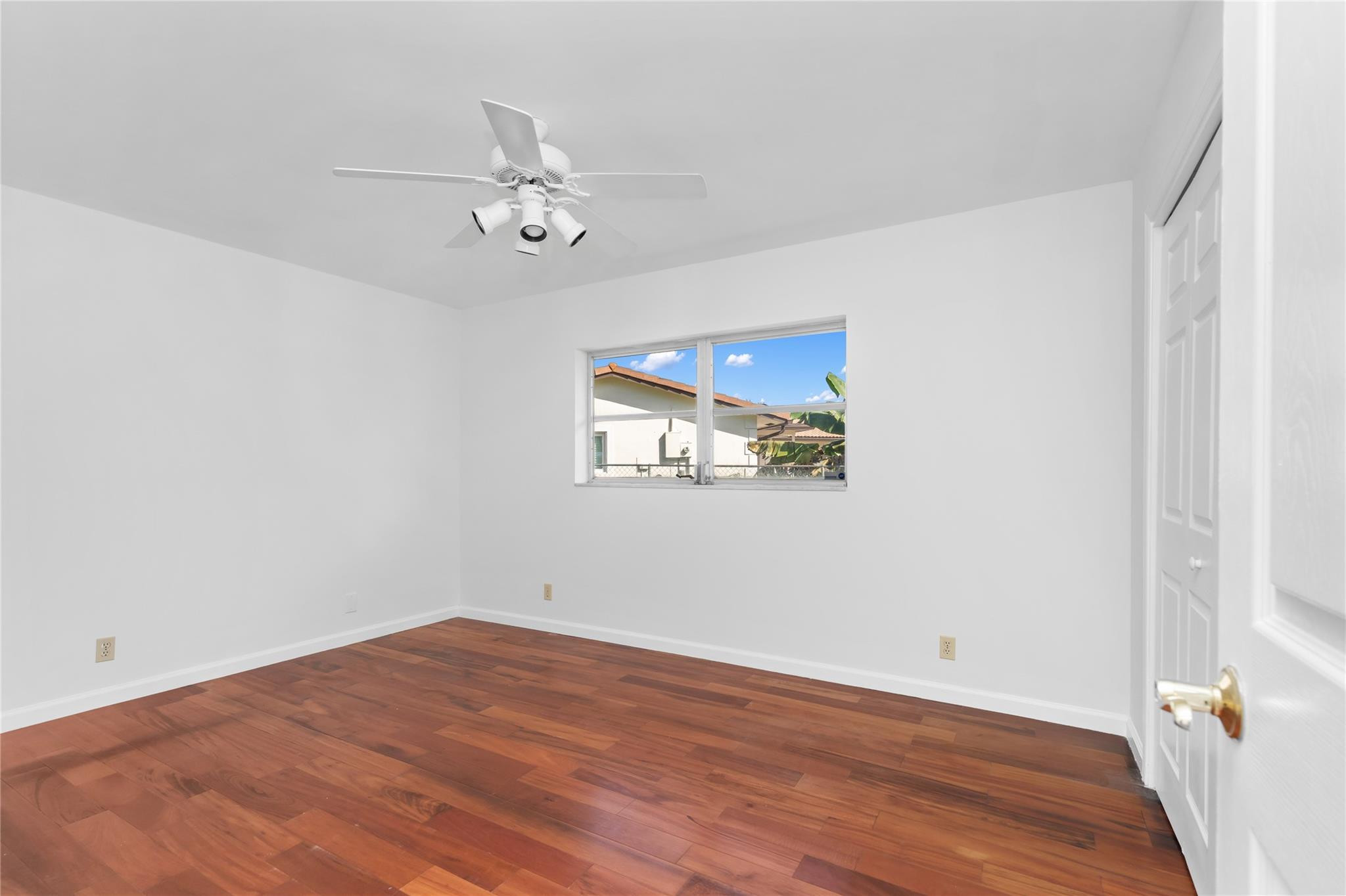 11862 NW 25th Court