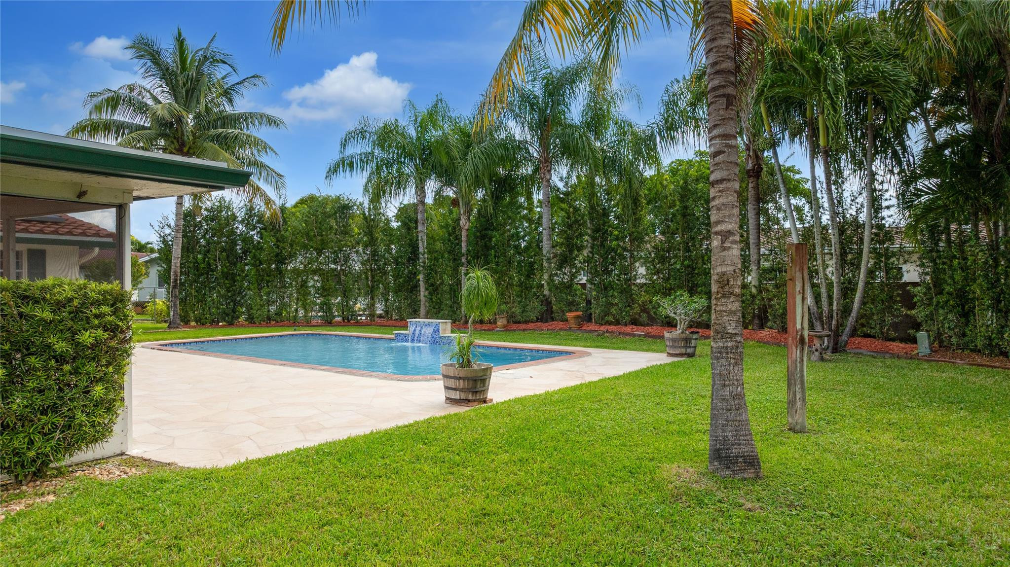 11862 NW 25th Court