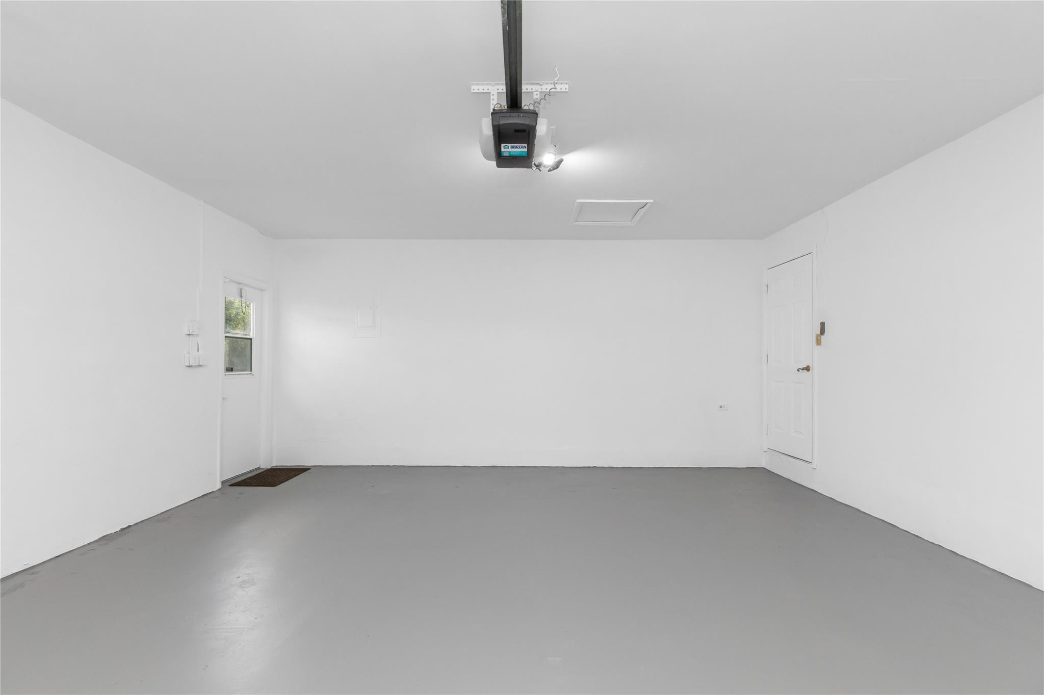 11862 NW 25th Court