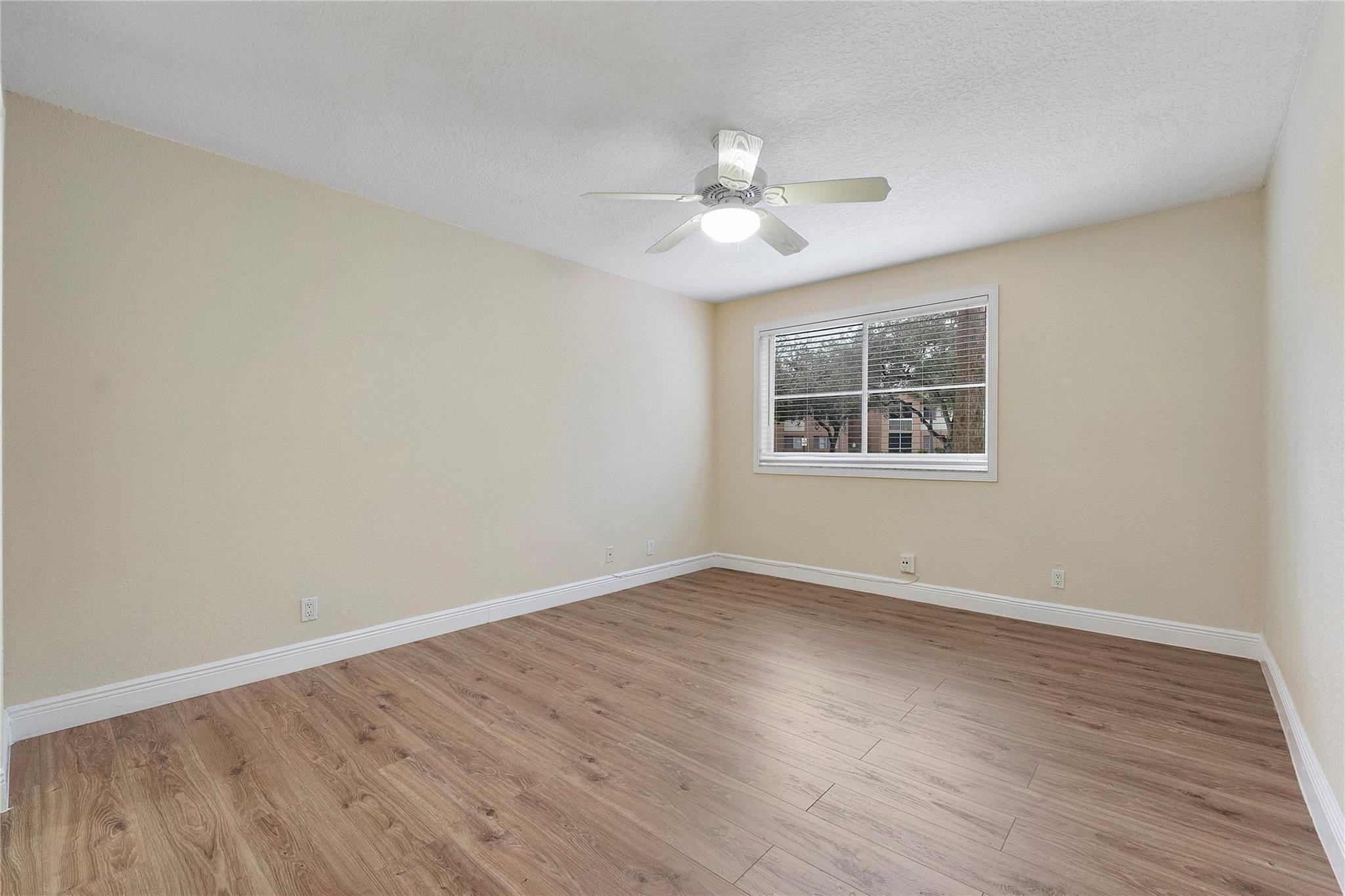 9899 Westview Drive 516