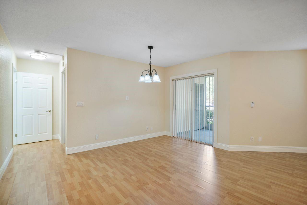 9899 Westview Drive 516