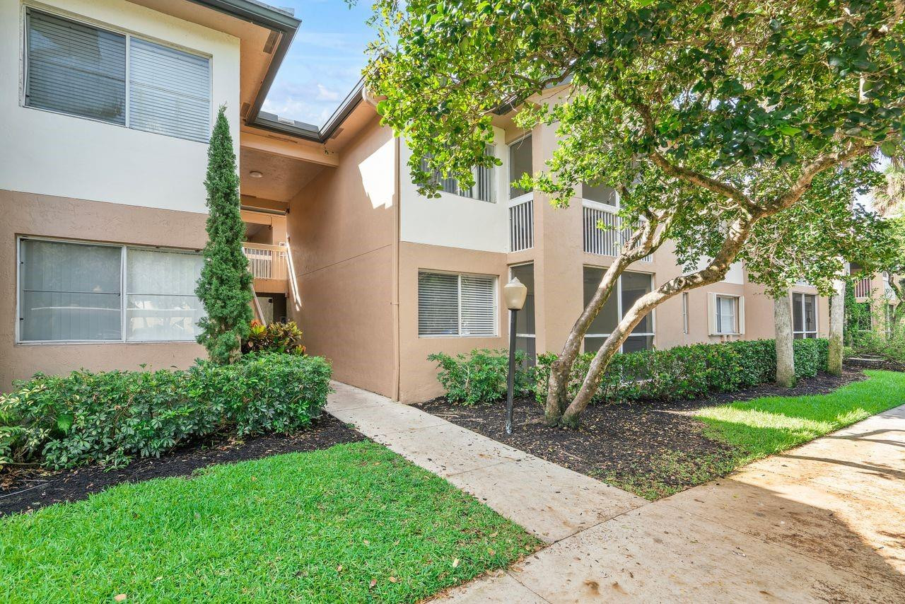 9899 Westview Drive 516