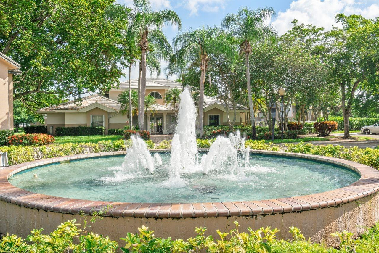 9899 Westview Drive 516