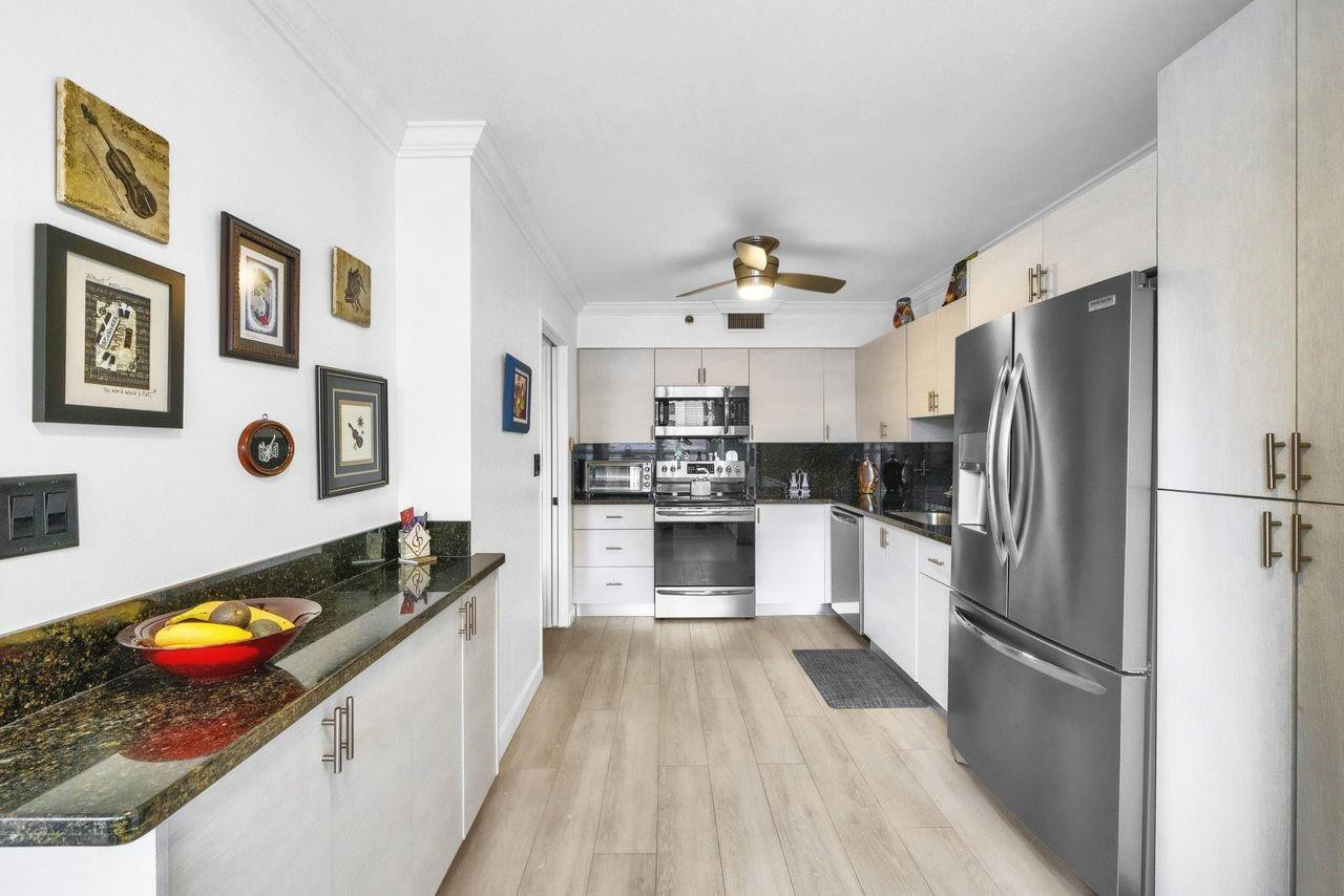 7178 Promenade Drive 202