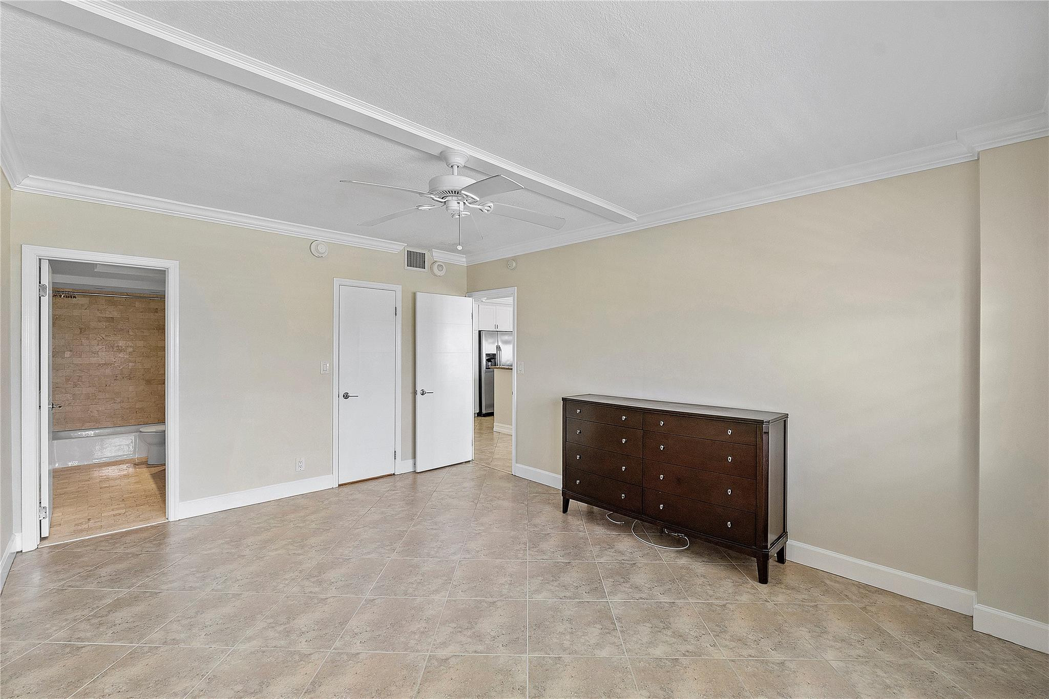 133 N Pompano Beach Boulevard Unit: PH-6