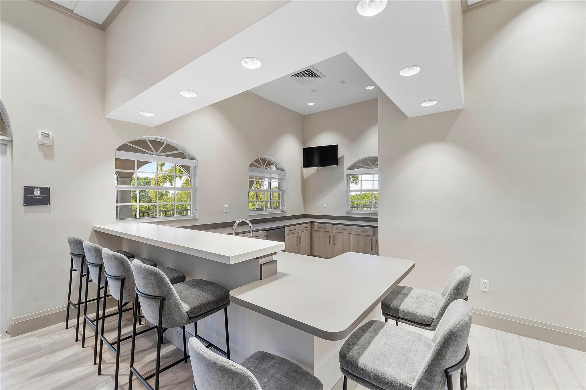 8215 NW 125th Lane