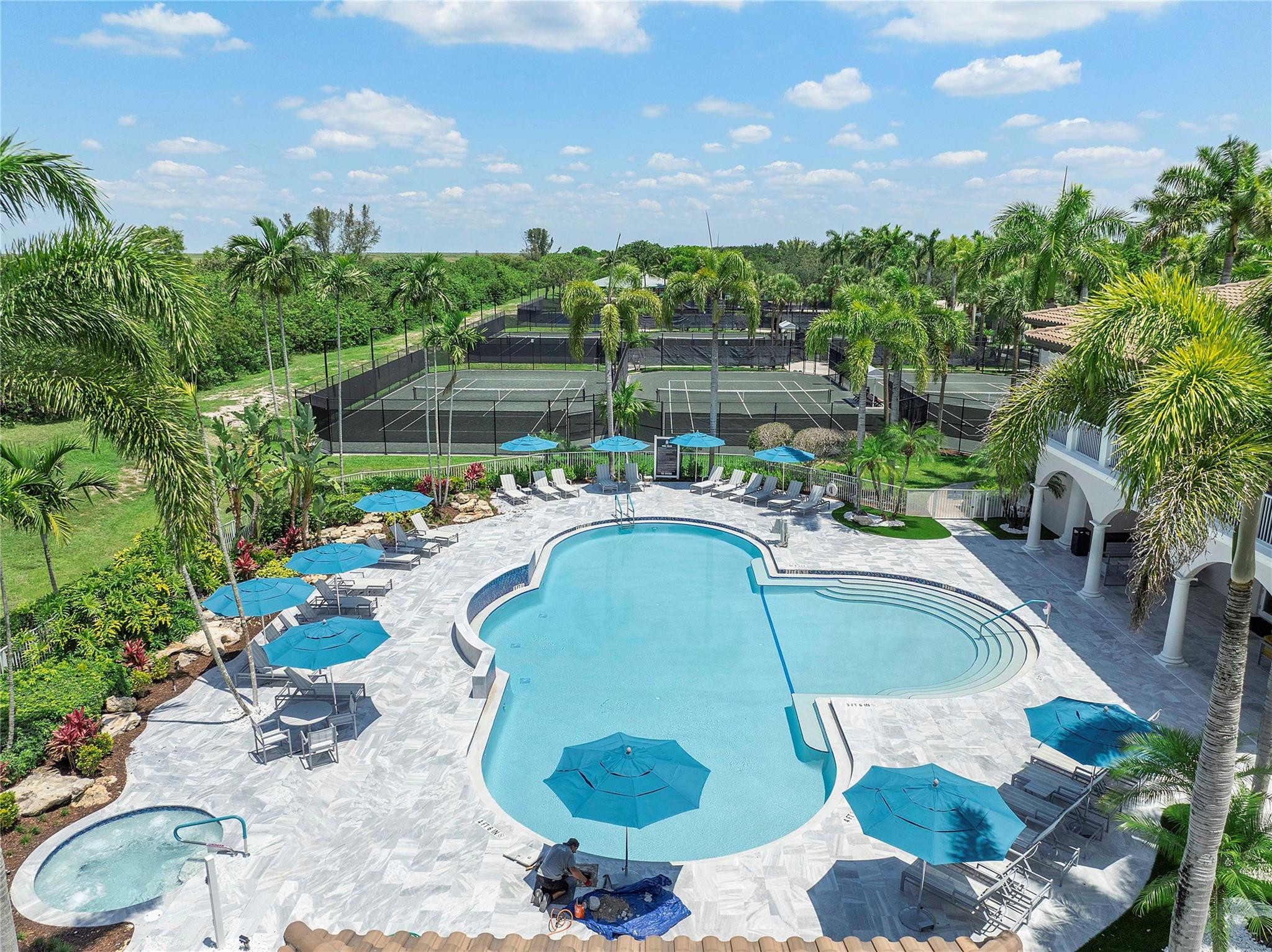 8215 NW 125th Lane