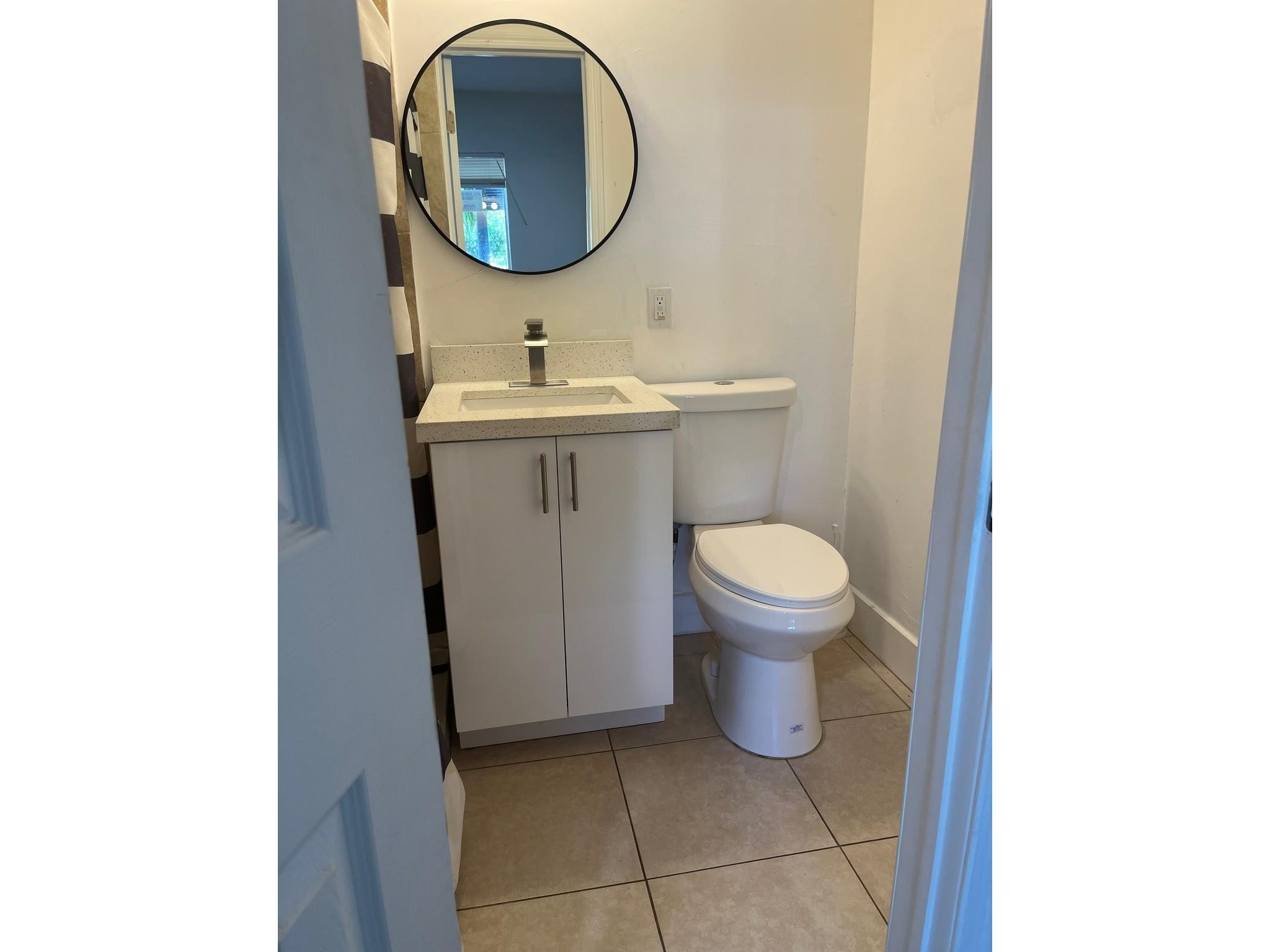 2300 NW 6th Street 8